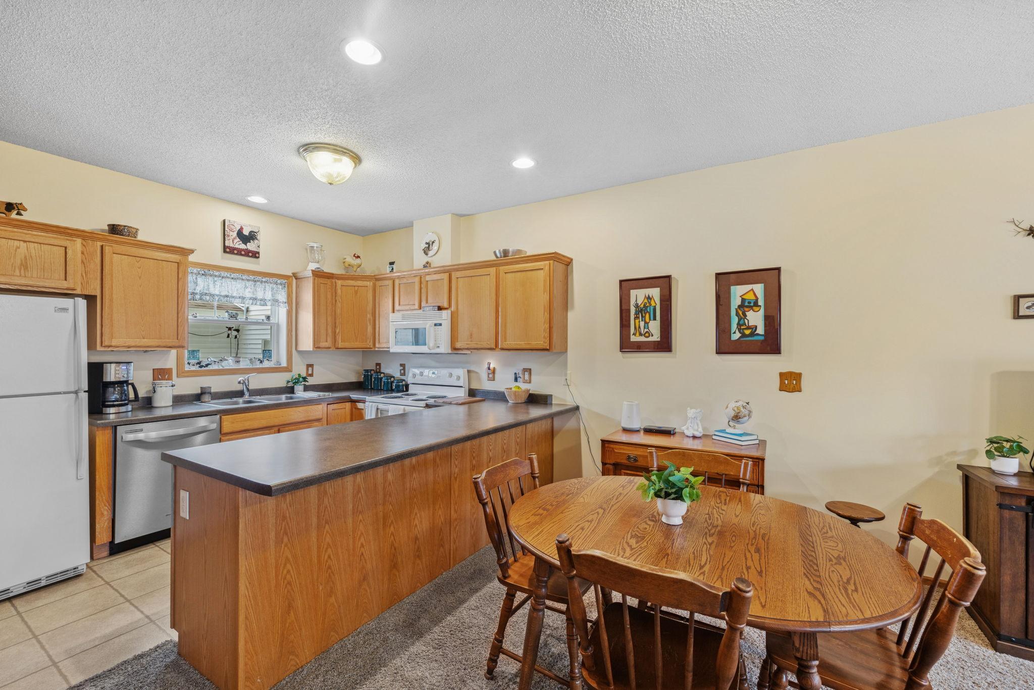 2929 Hemingway Drive