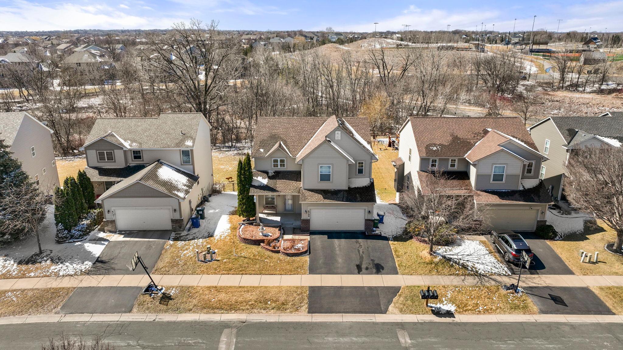 6709 Urbandale Lane N