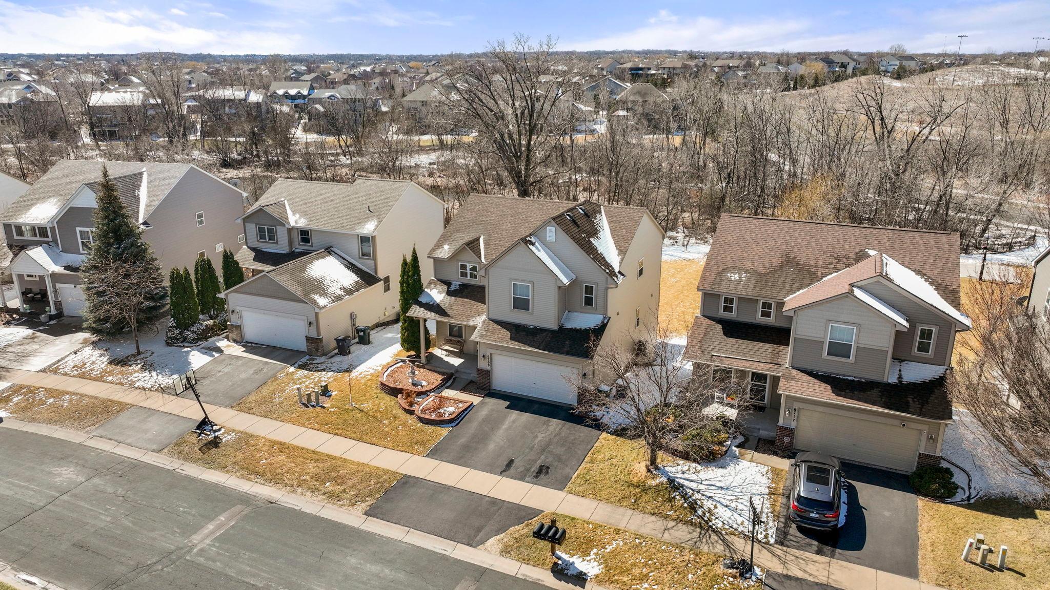 6709 Urbandale Lane N