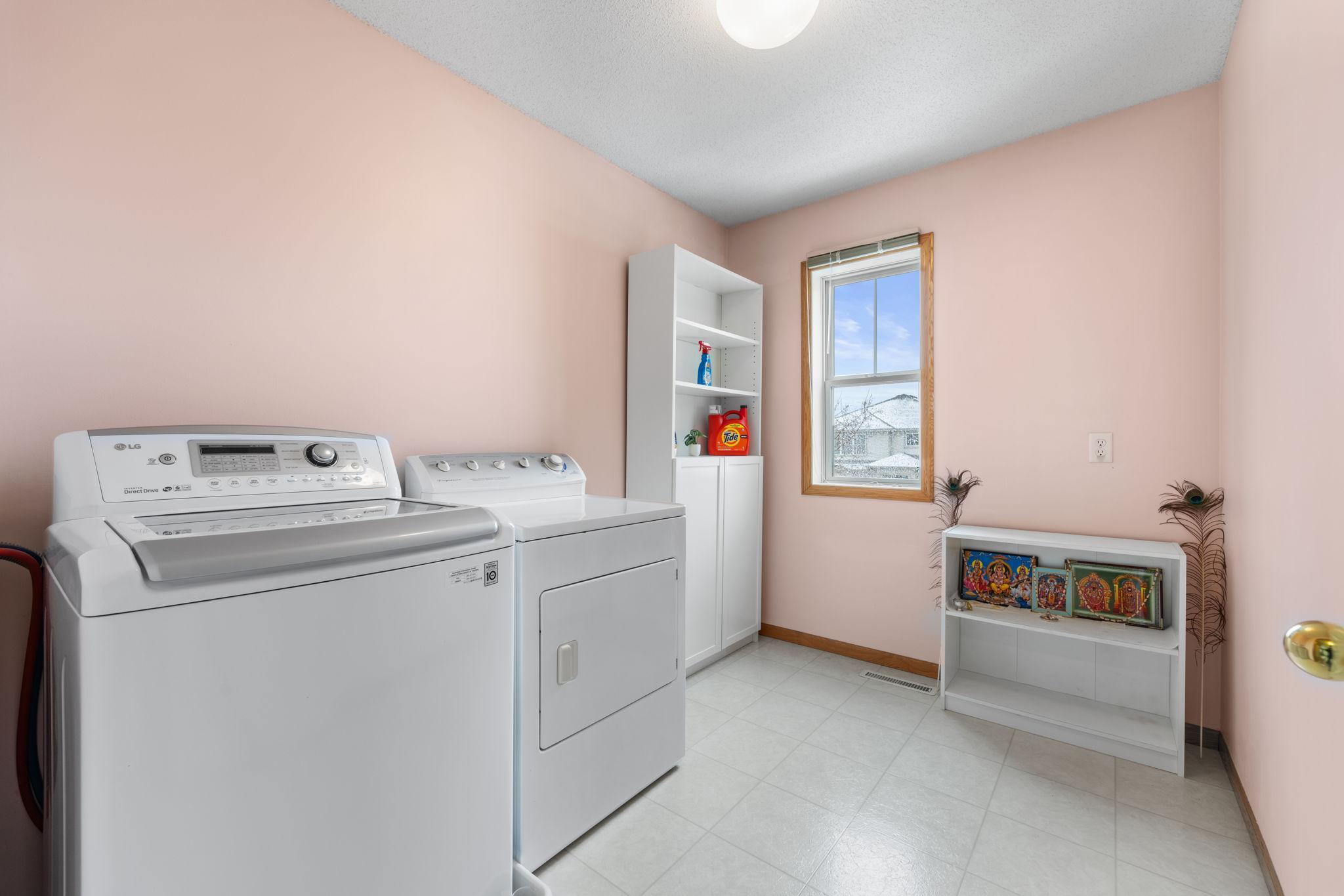 6709 Urbandale Lane N