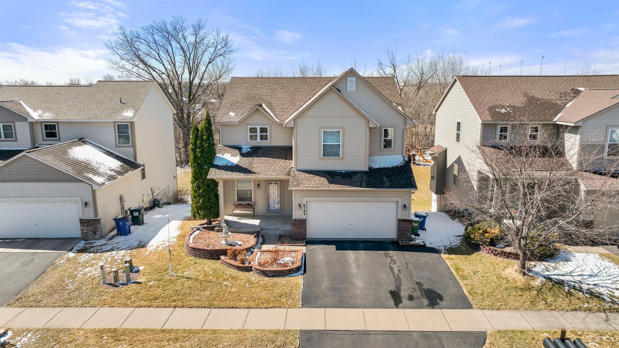 6709 Urbandale Lane N