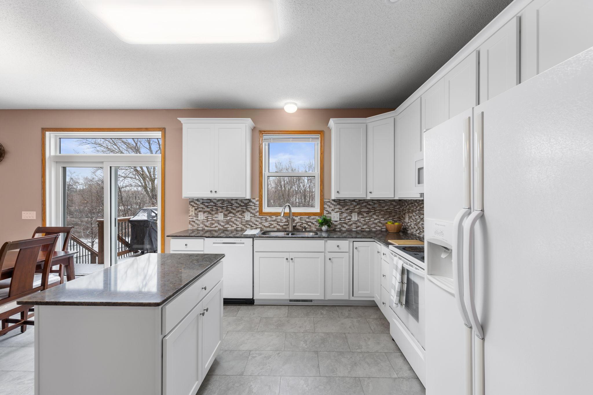 6709 Urbandale Lane N