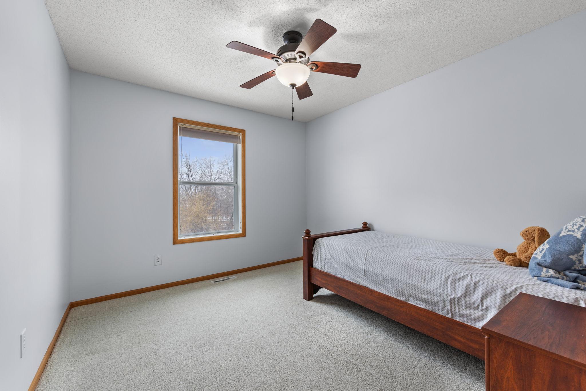 6709 Urbandale Lane N