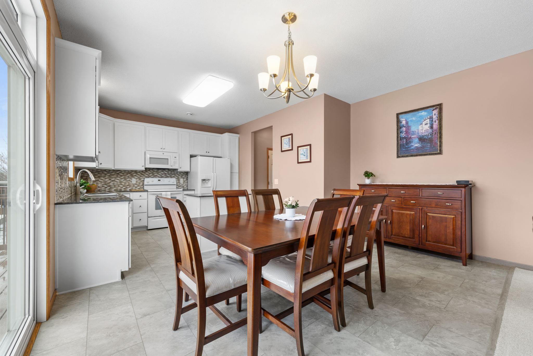 6709 Urbandale Lane N