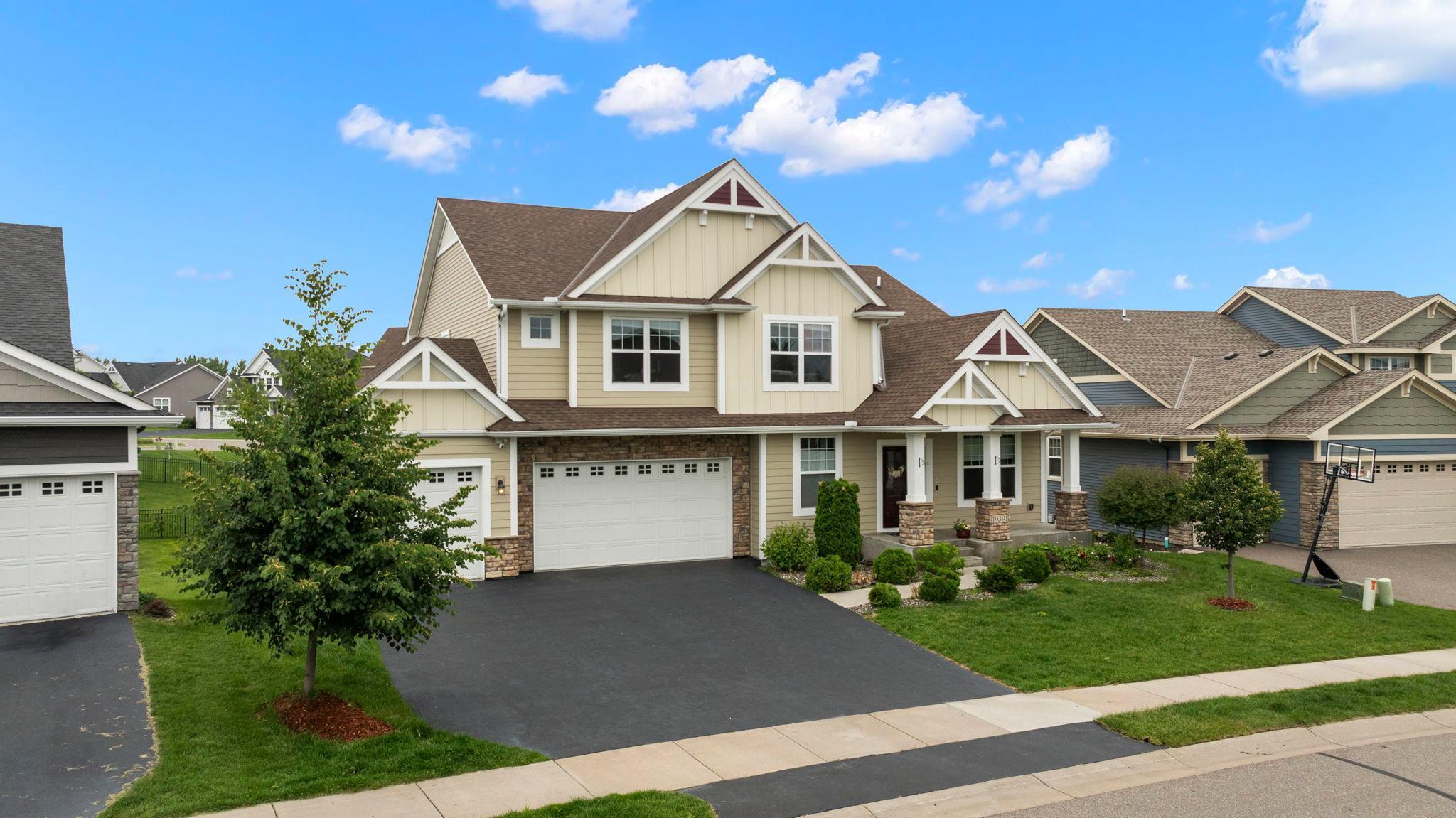 19391 Bridle Path