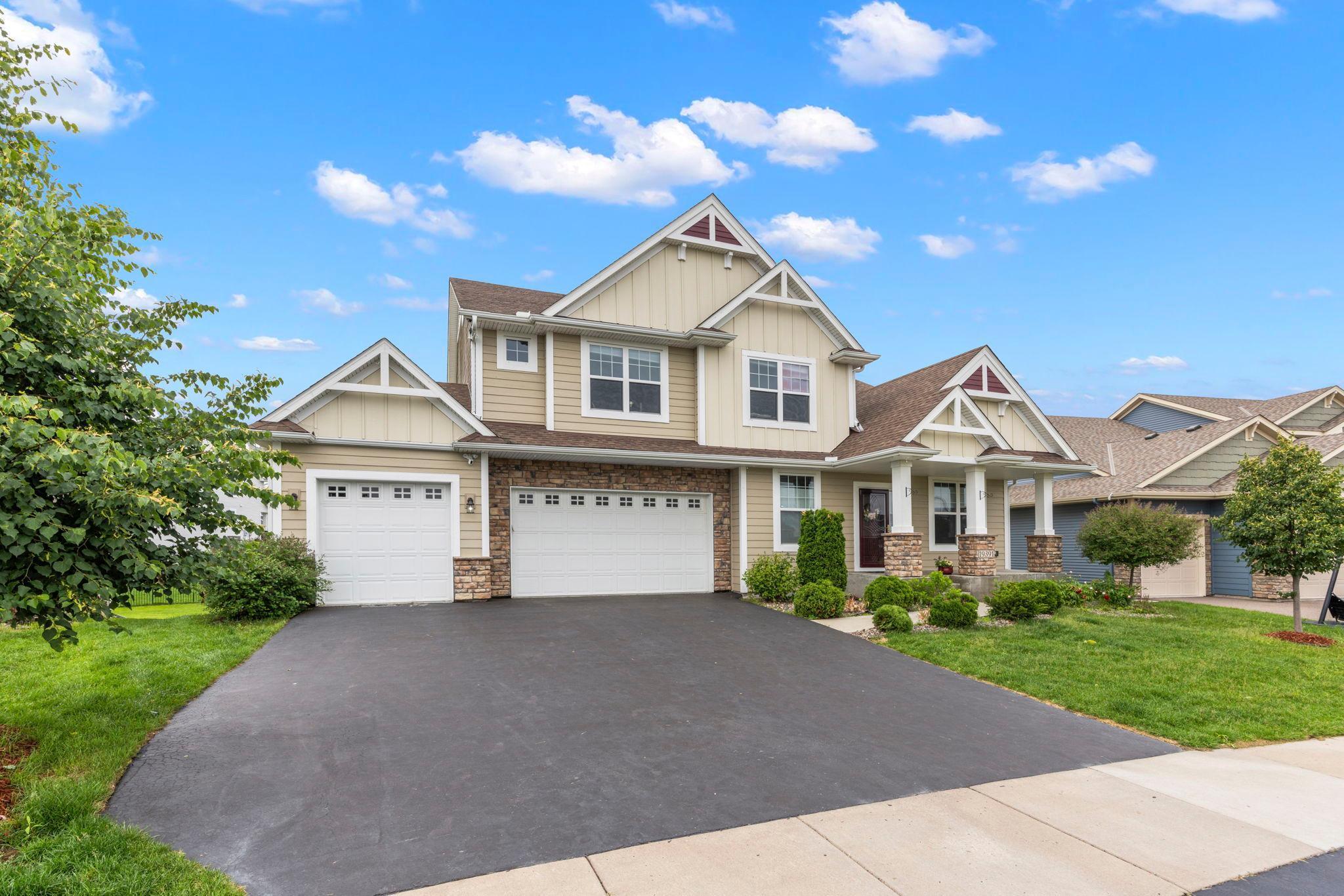 19391 Bridle Path