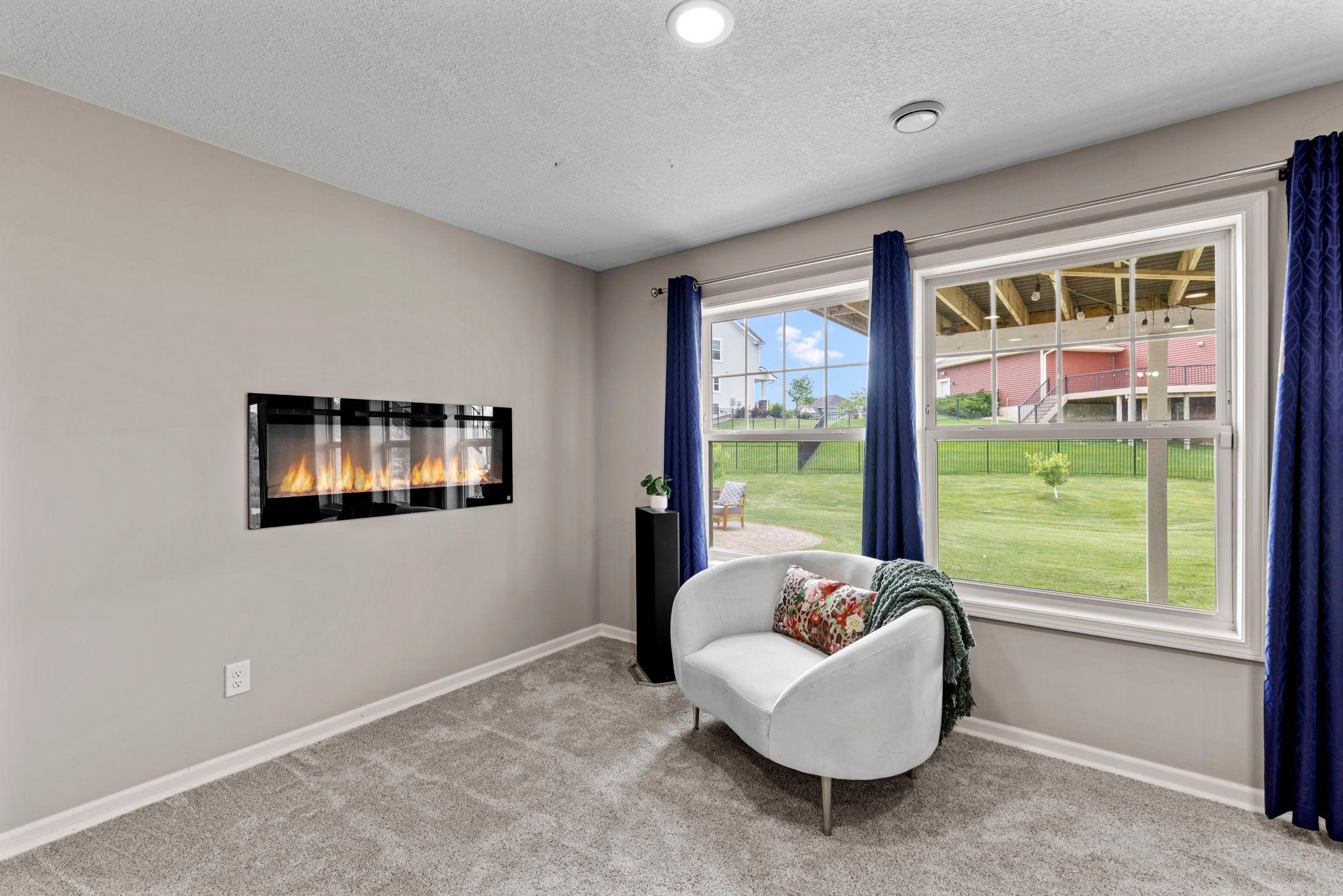 19391 Bridle Path