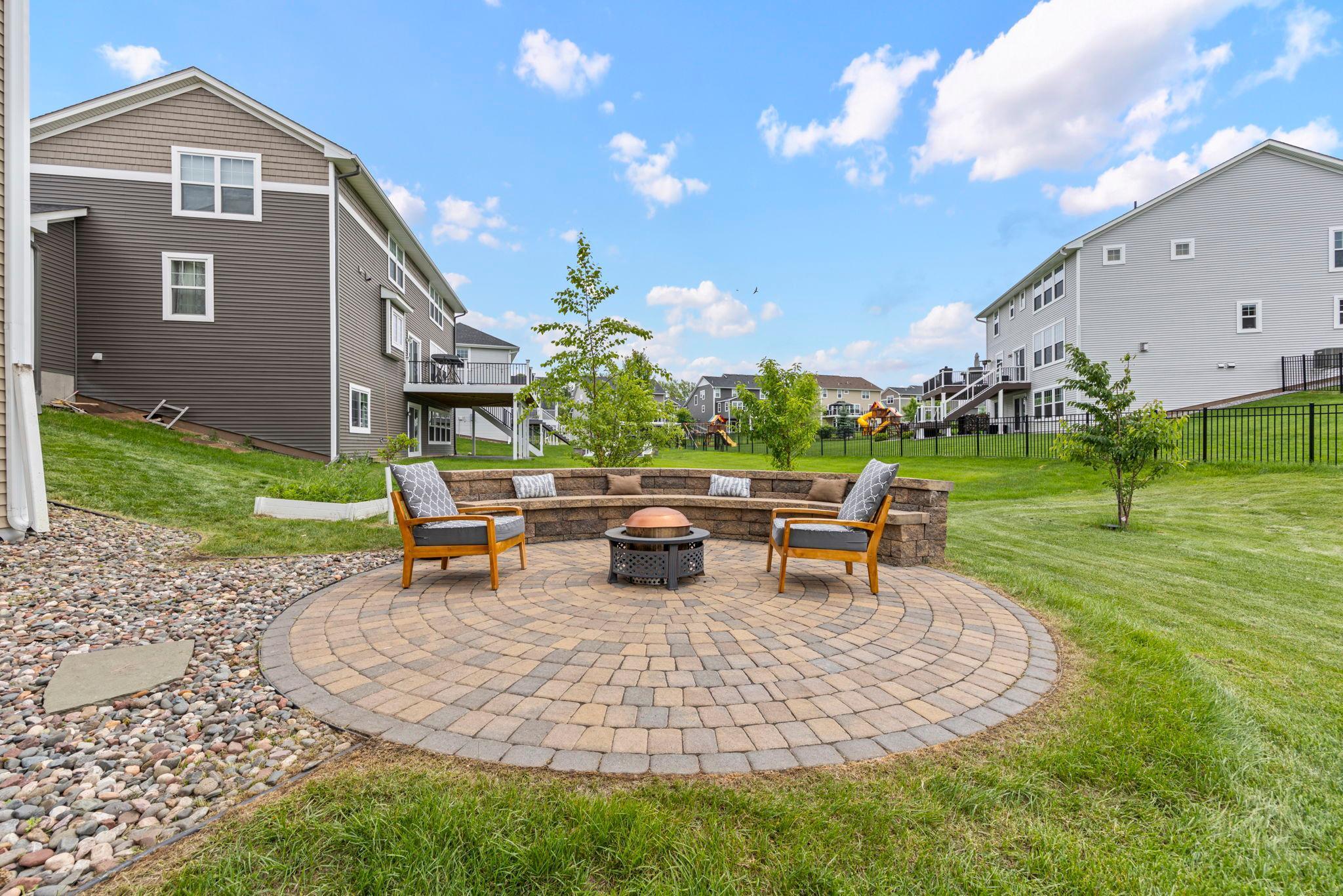 19391 Bridle Path
