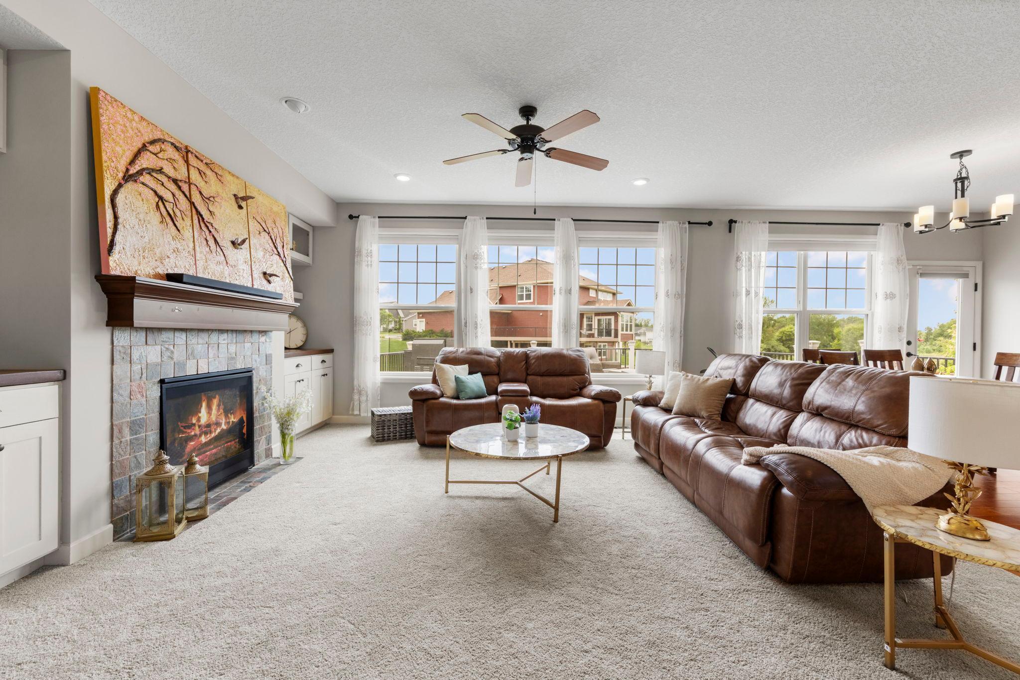 19391 Bridle Path