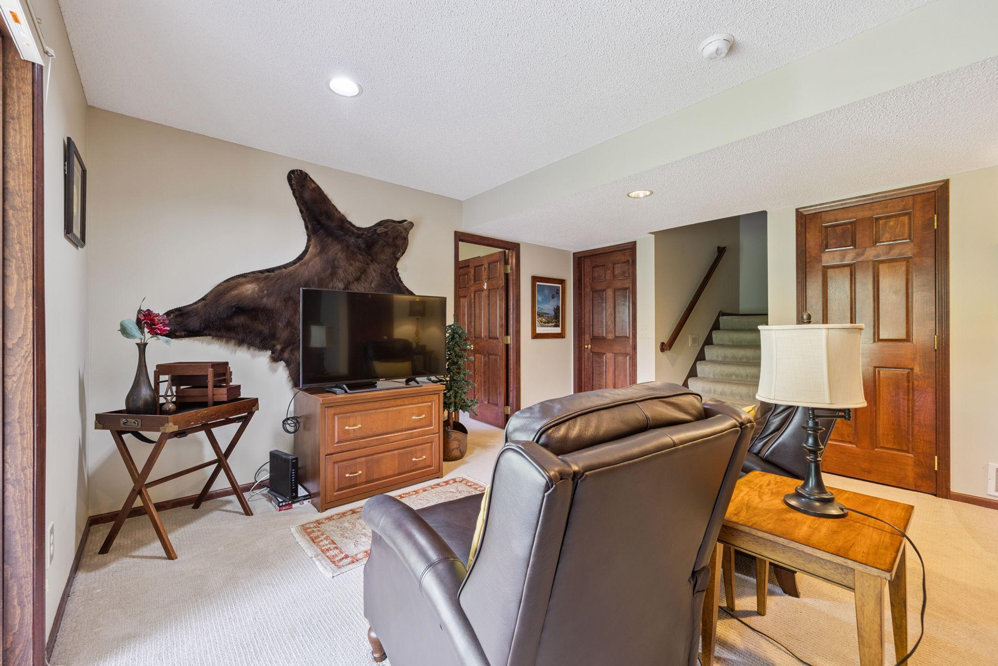 8216 Norman Creek Trail