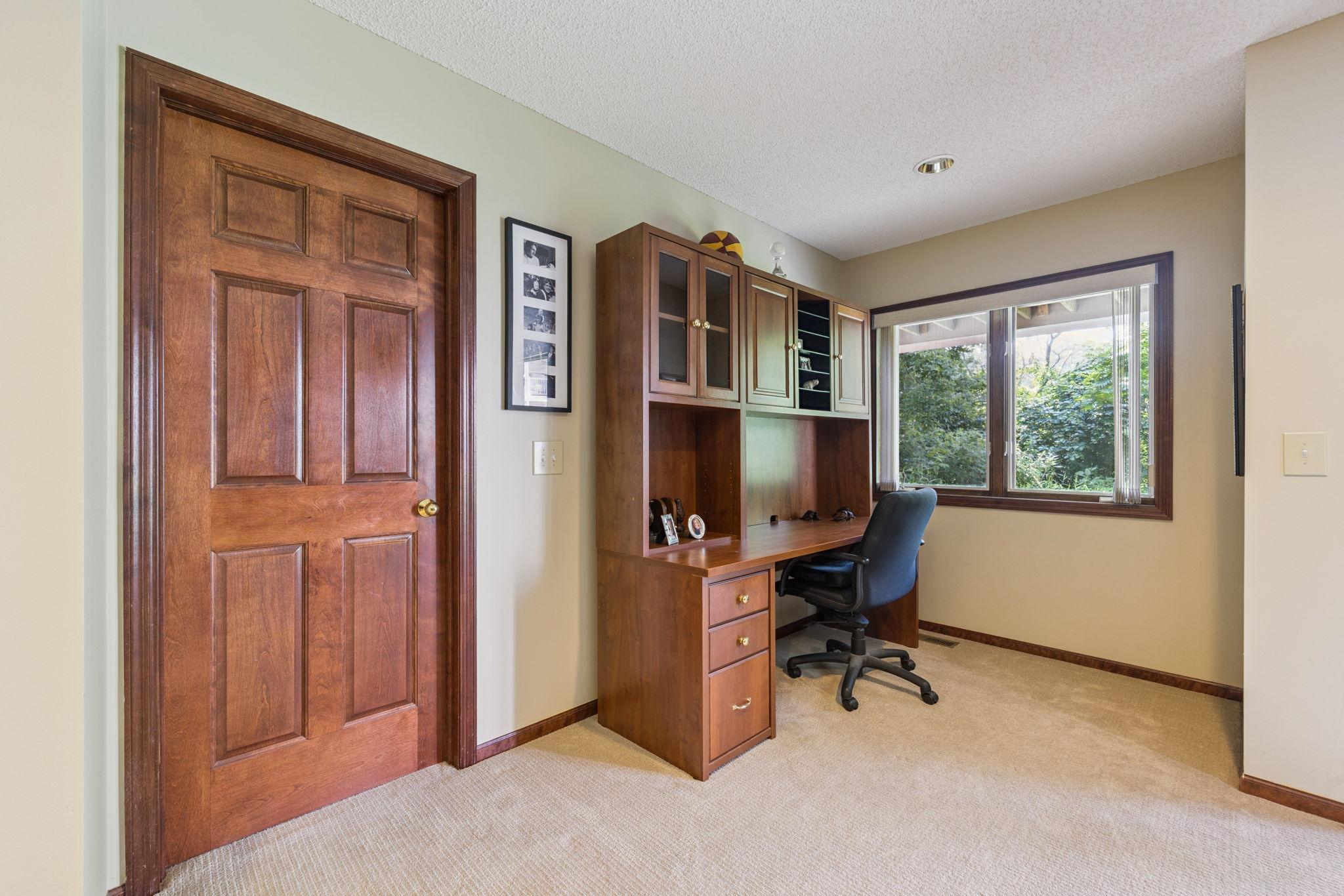8216 Norman Creek Trail