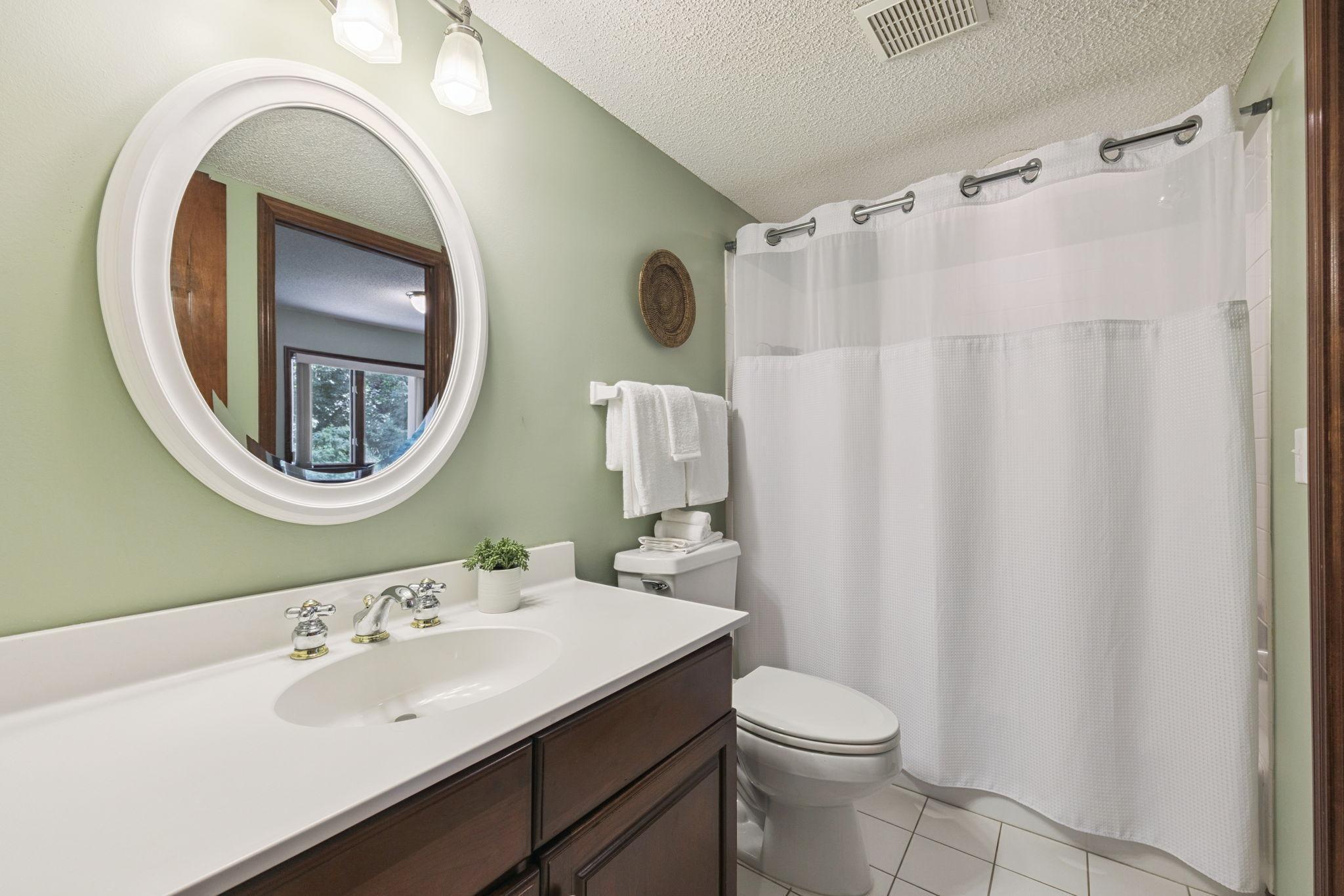 8216 Norman Creek Trail