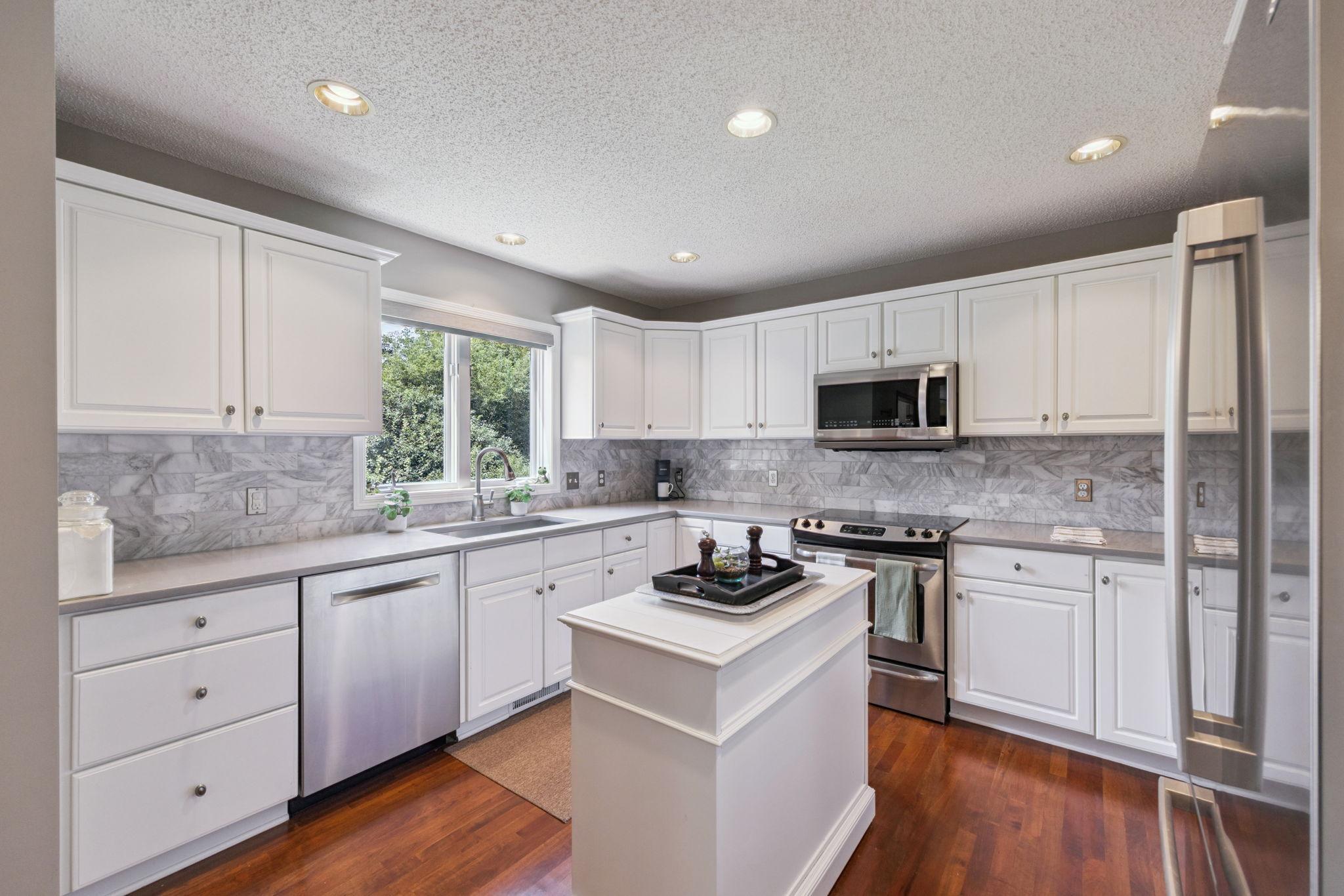 8216 Norman Creek Trail