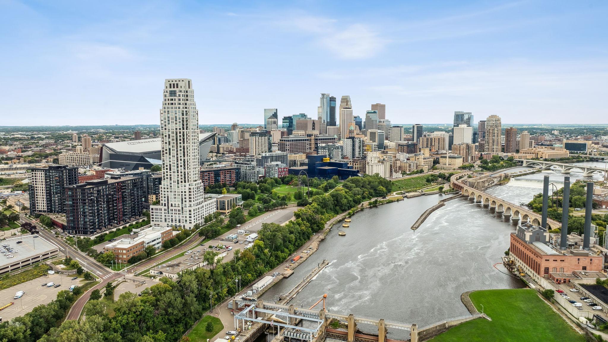 619 8th Street SE Unit: 208