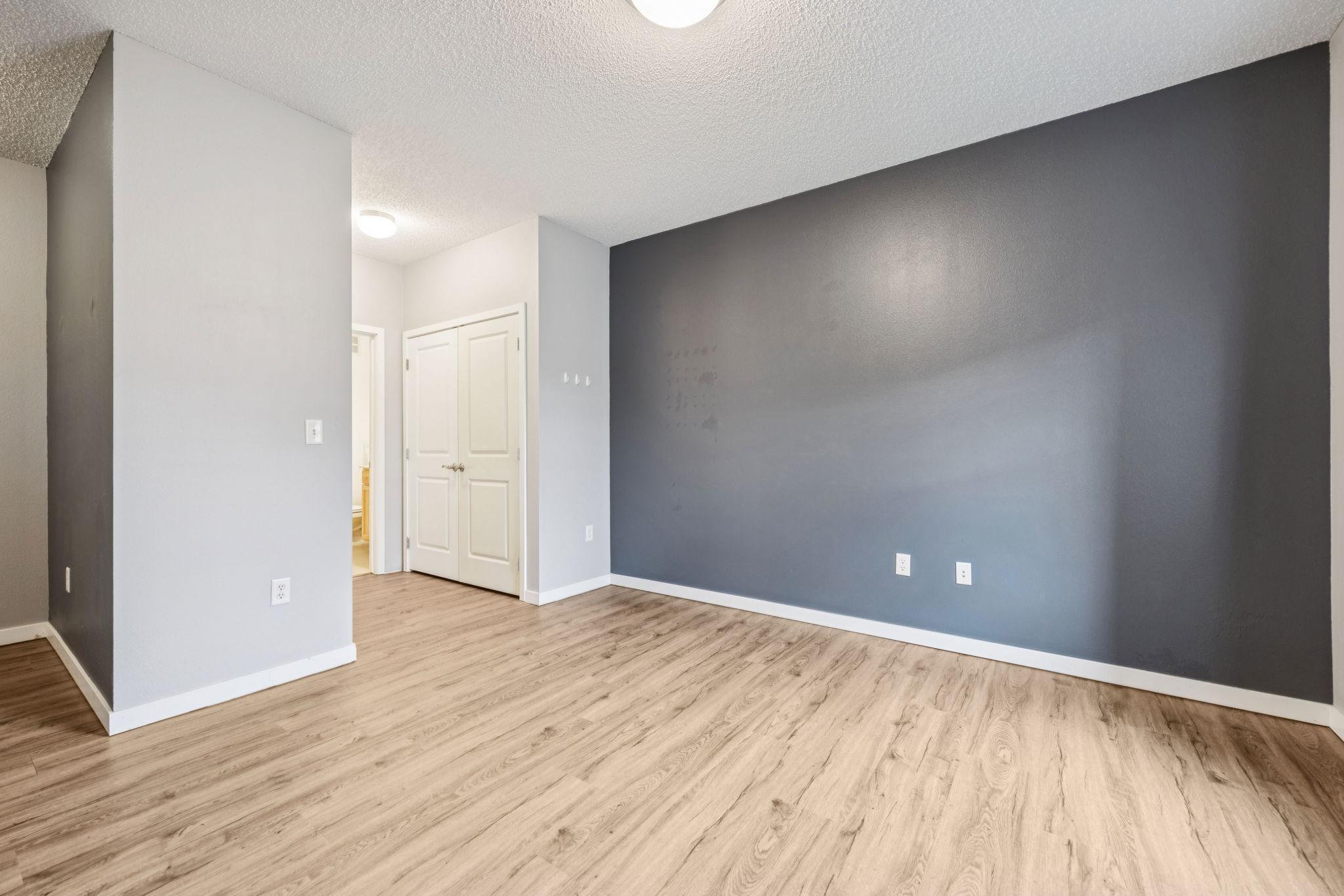 619 8th Street SE Unit: 208