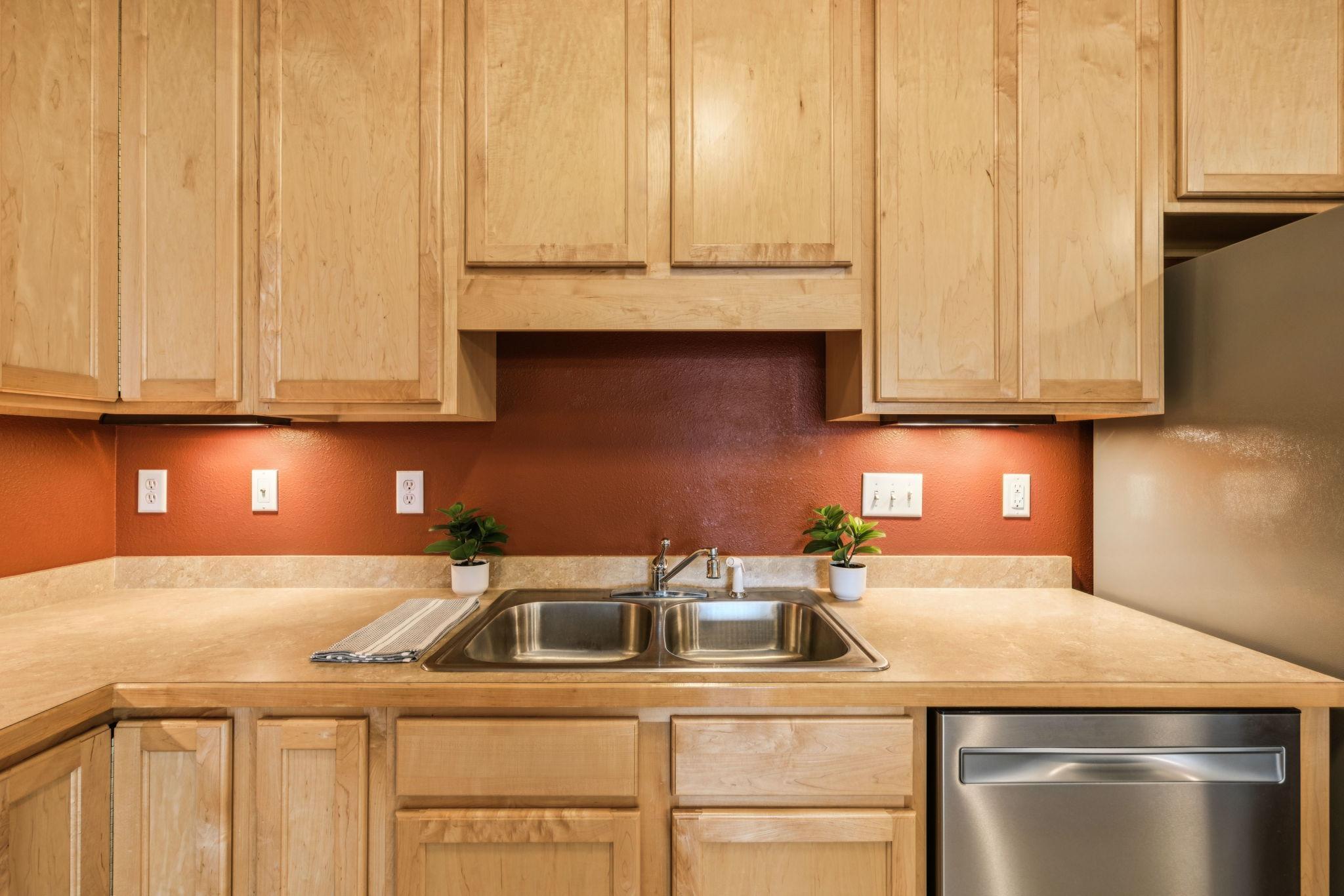 619 8th Street SE Unit: 208