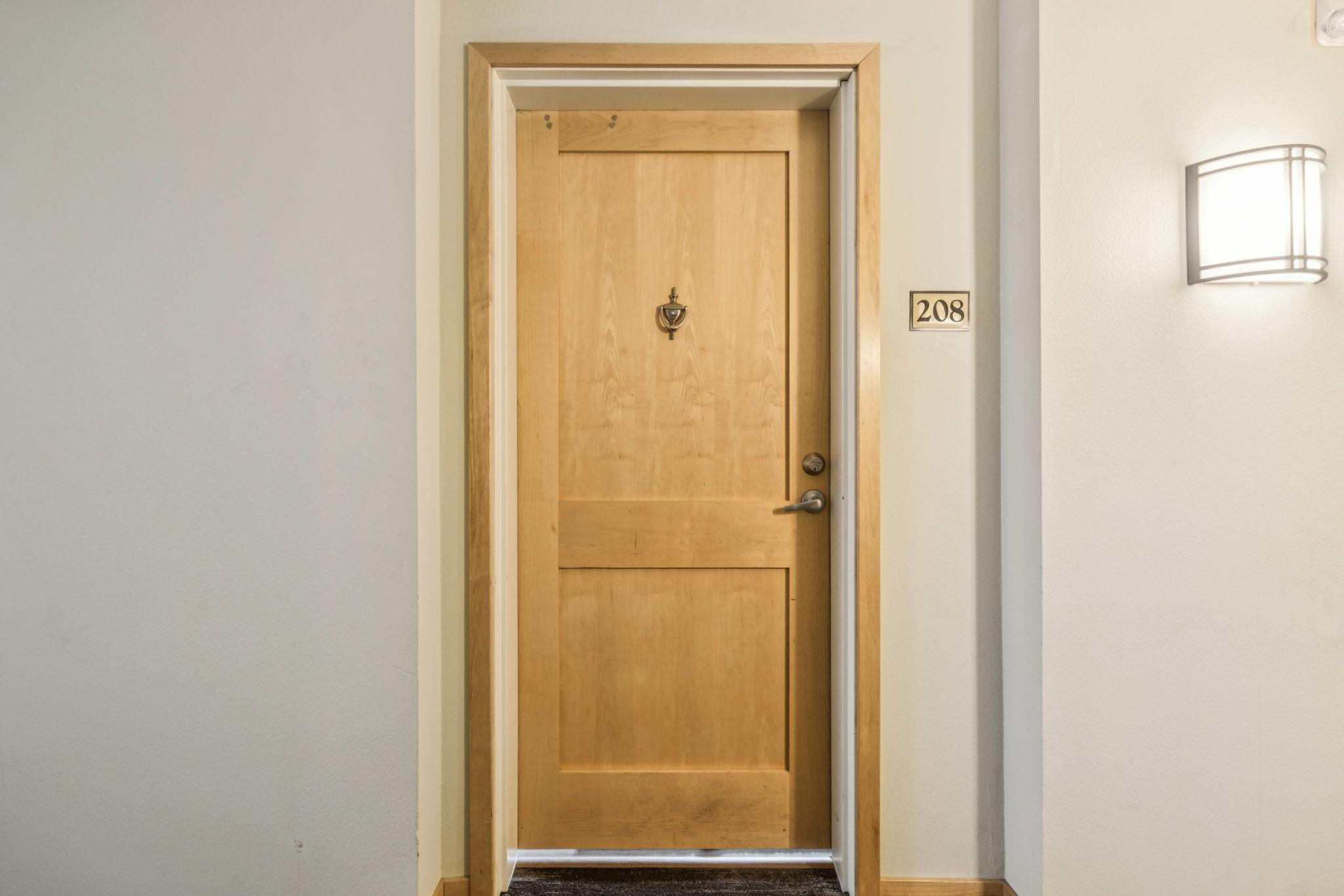 619 8th Street SE Unit: 208