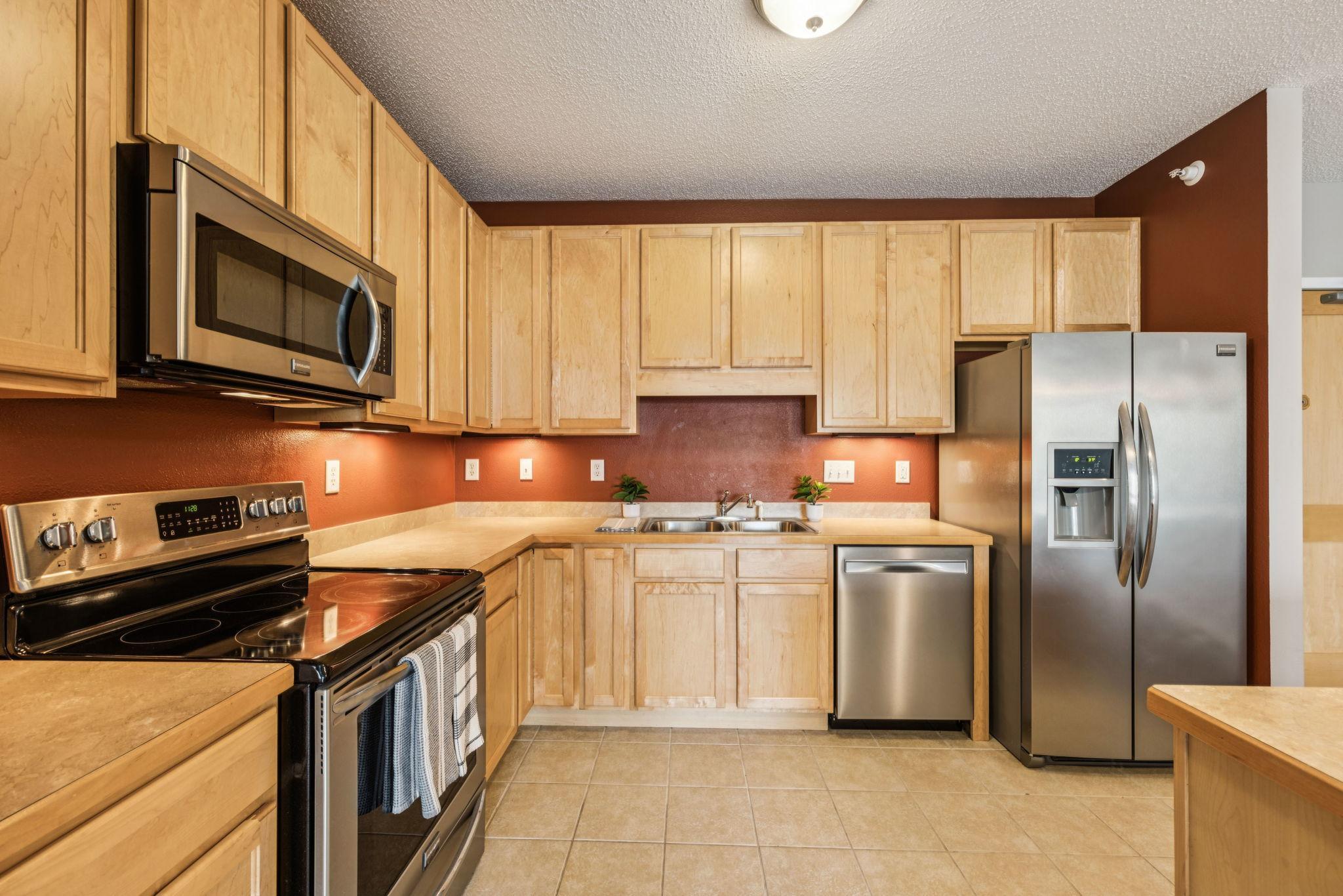 619 8th Street SE Unit: 208