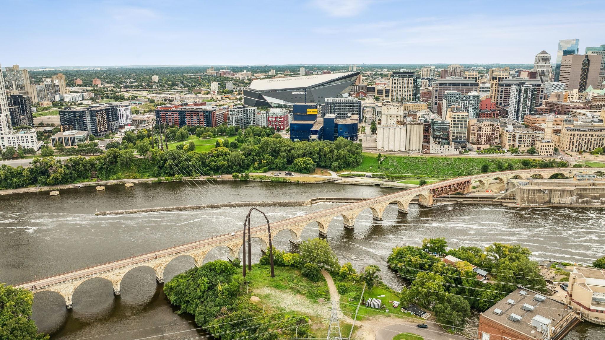 619 8th Street SE Unit: 208