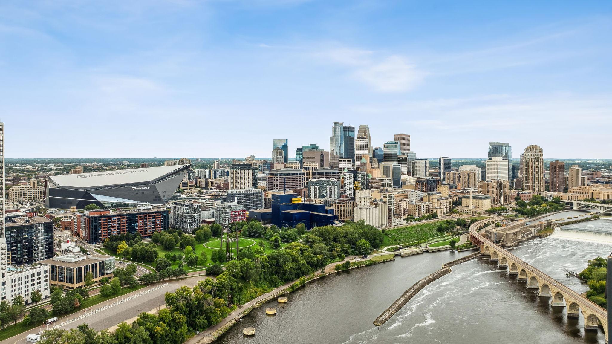 619 8th Street SE Unit: 208