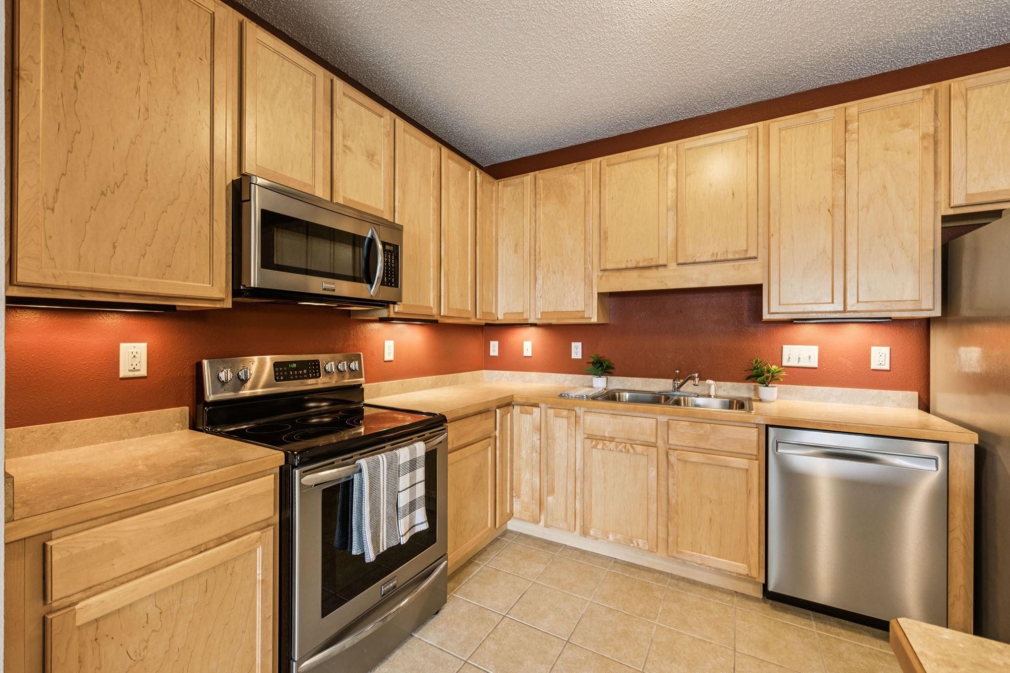 619 8th Street SE Unit: 208