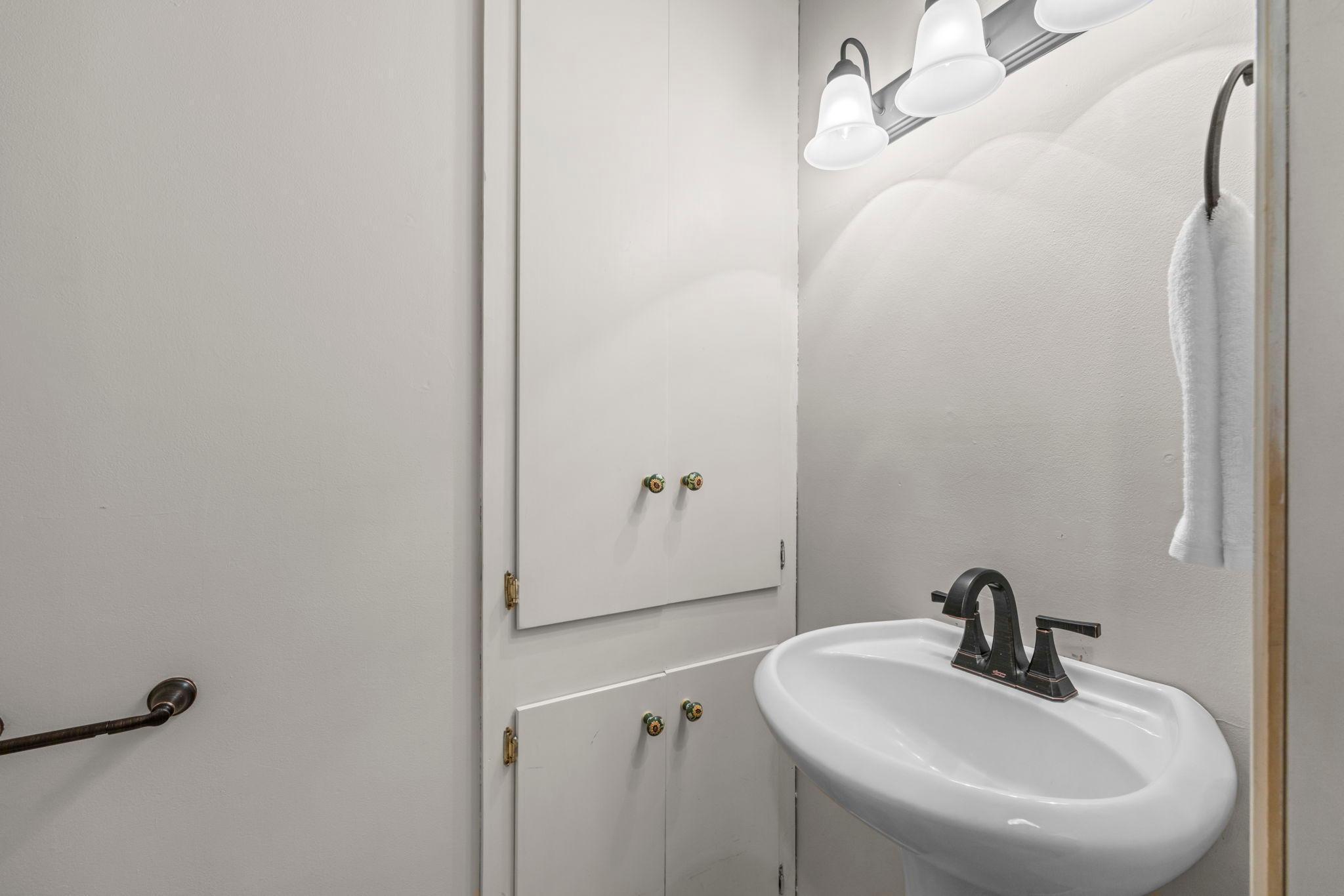 2313 Hampshire Avenue S