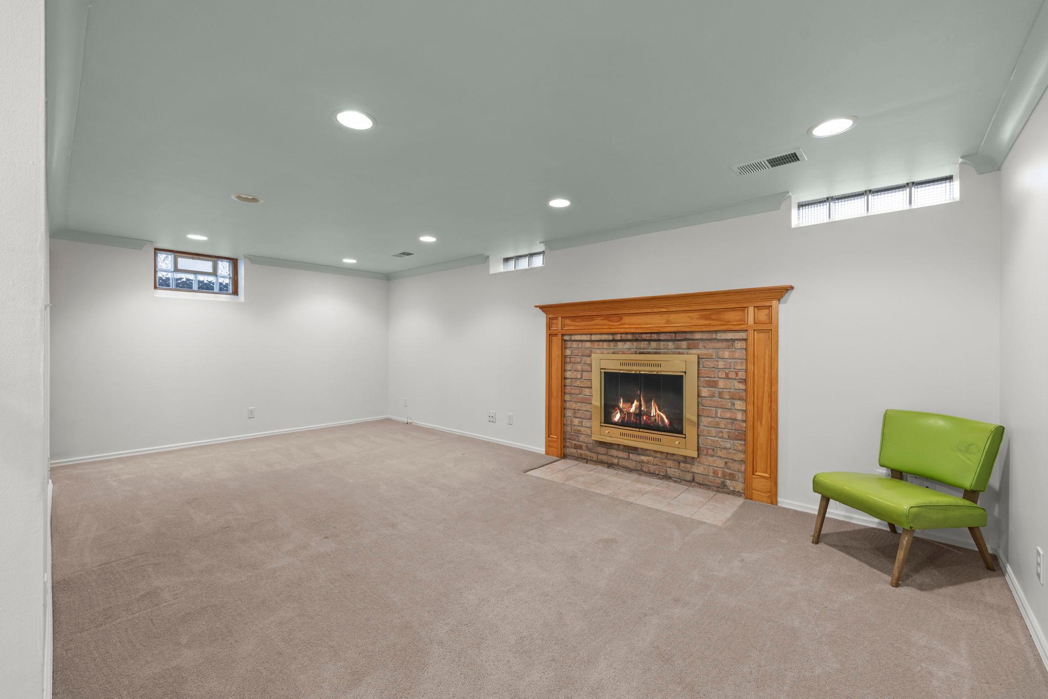 4327 Abbott Avenue S