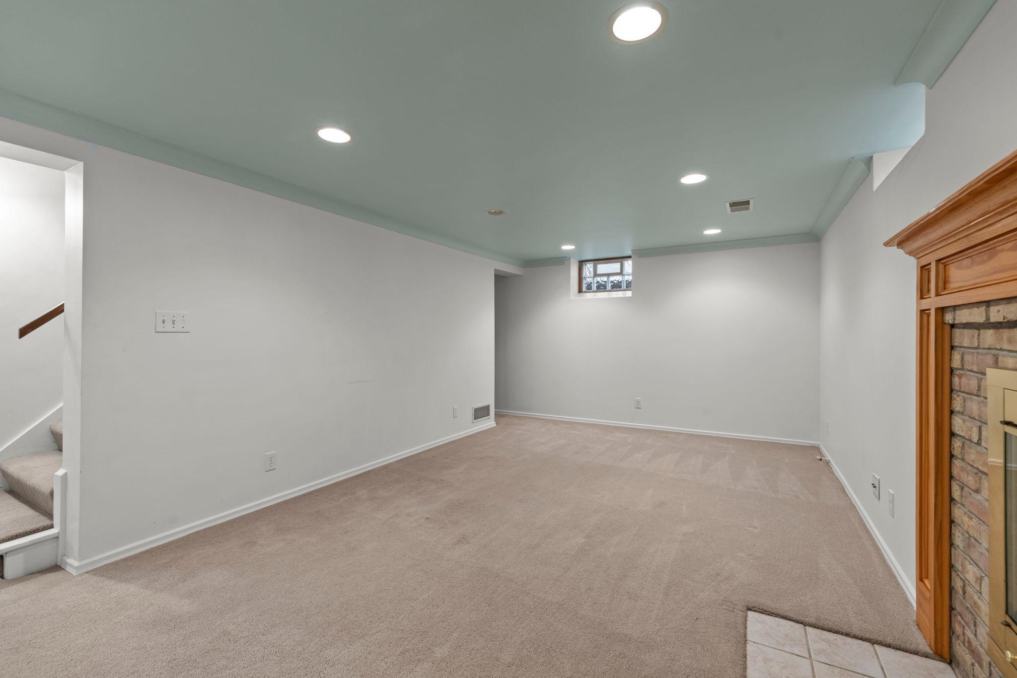 4327 Abbott Avenue S