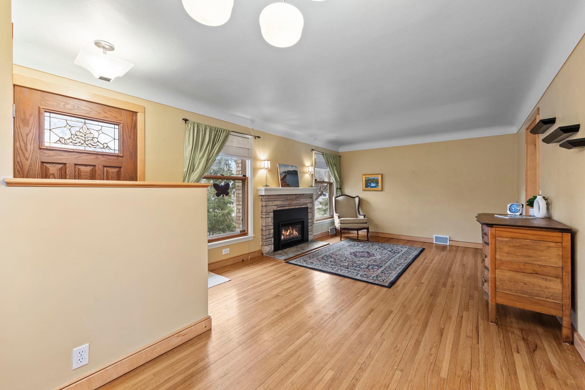 4327 Abbott Avenue S