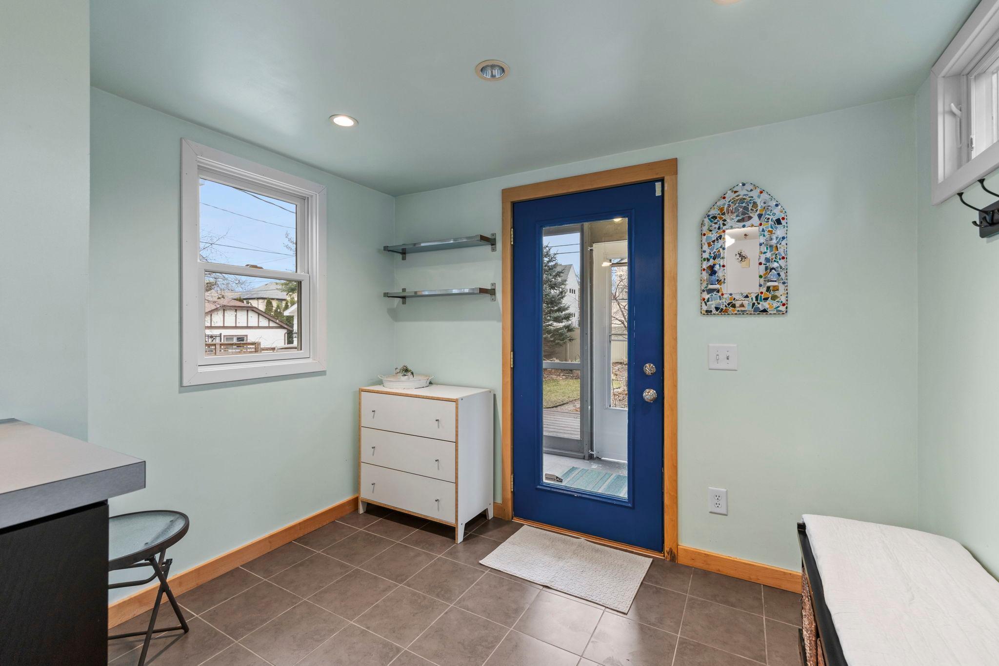 4327 Abbott Avenue S