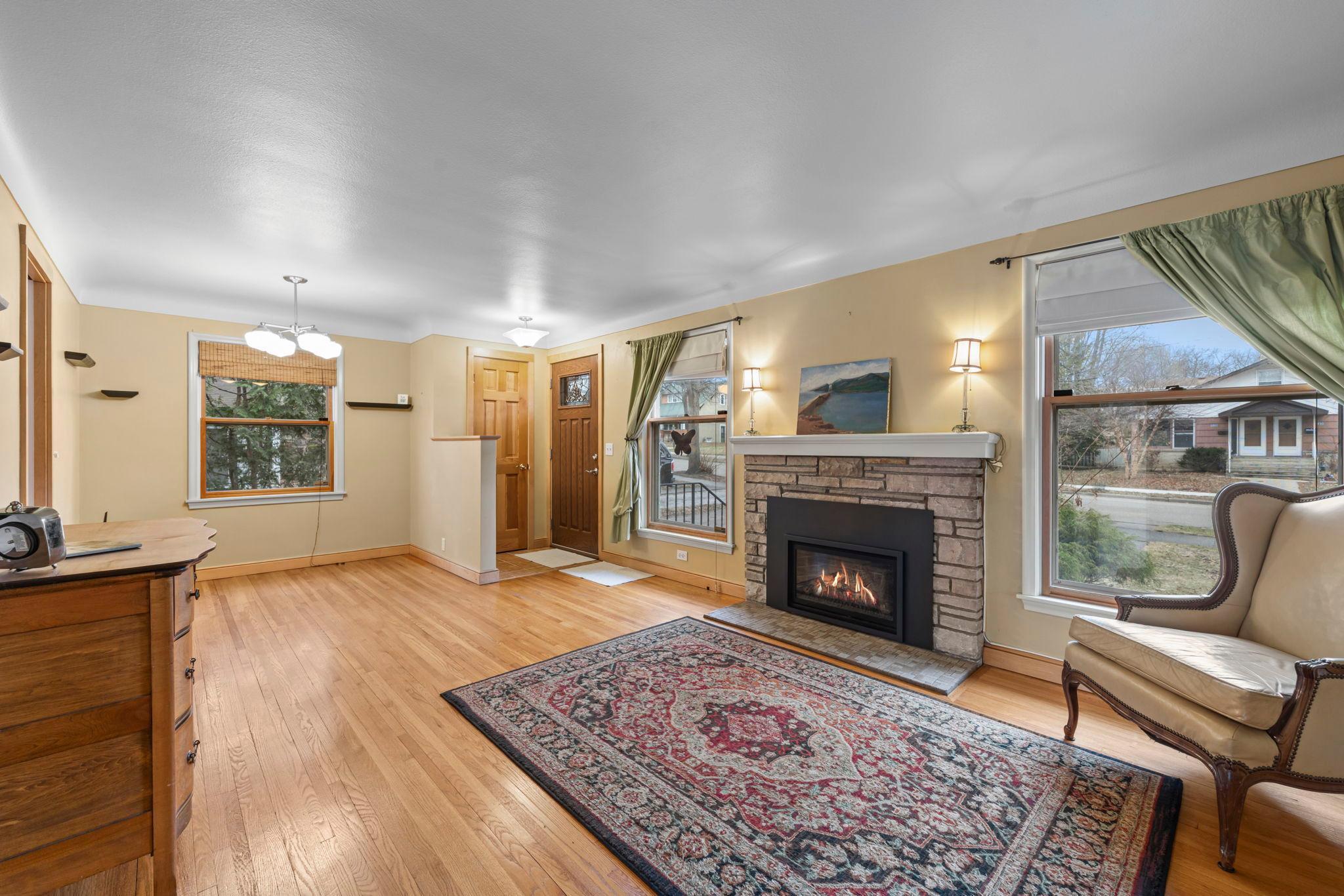 4327 Abbott Avenue S