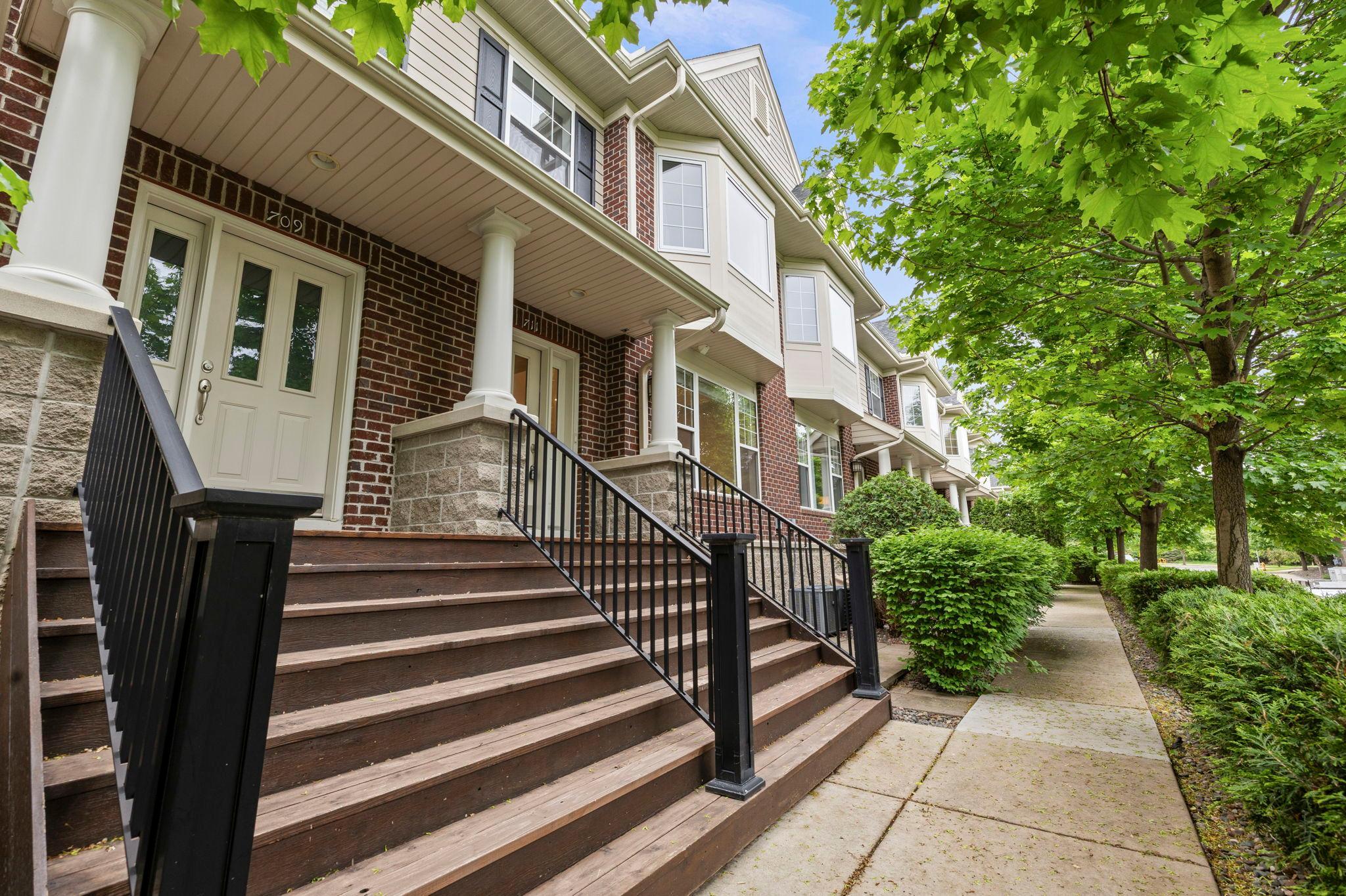 5970 W 16th Street Unit: 711