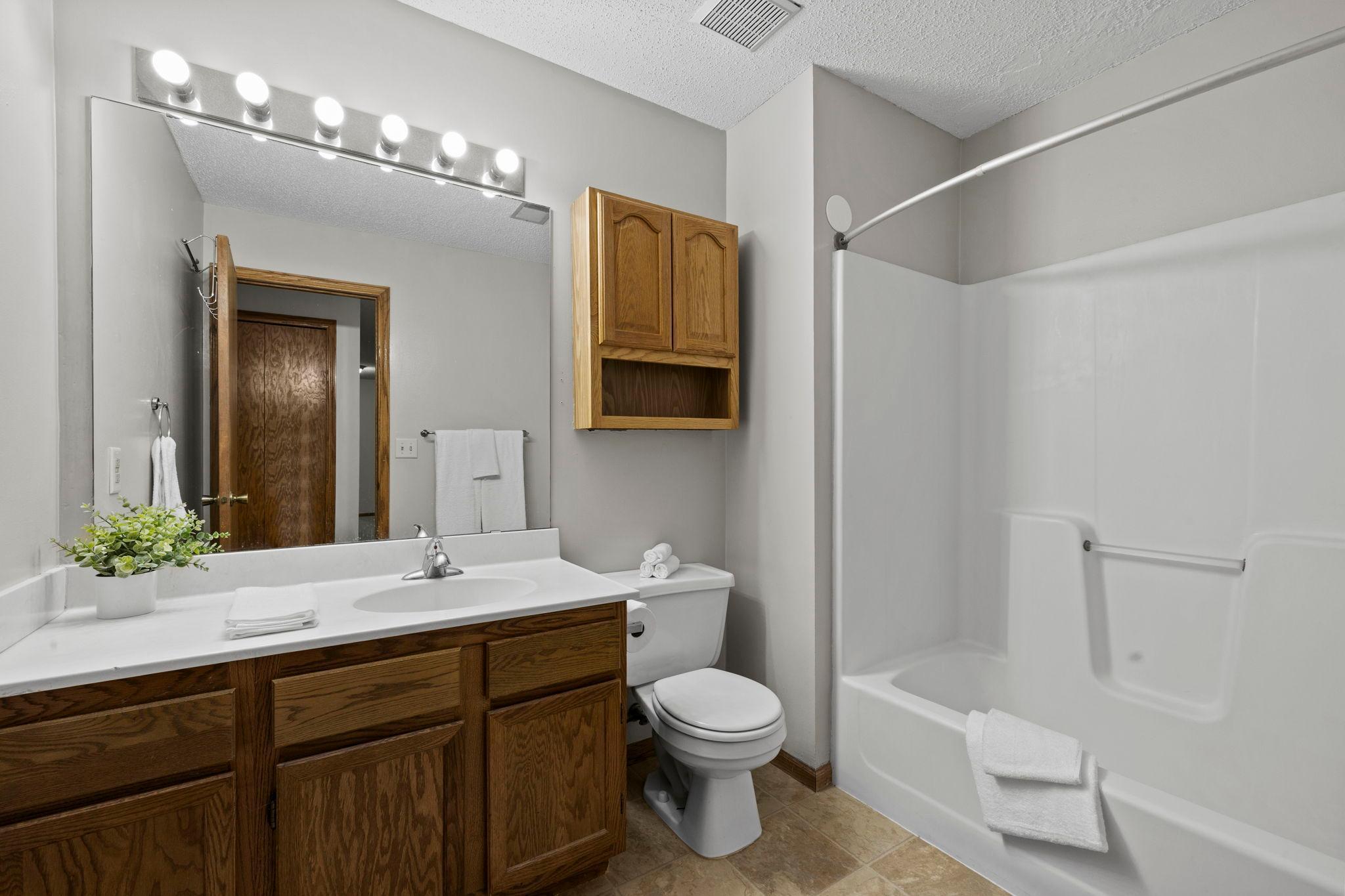 1102 Black Oak Drive