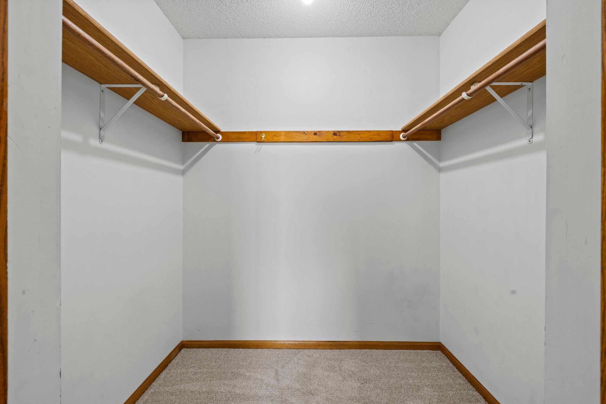 1102 Black Oak Drive