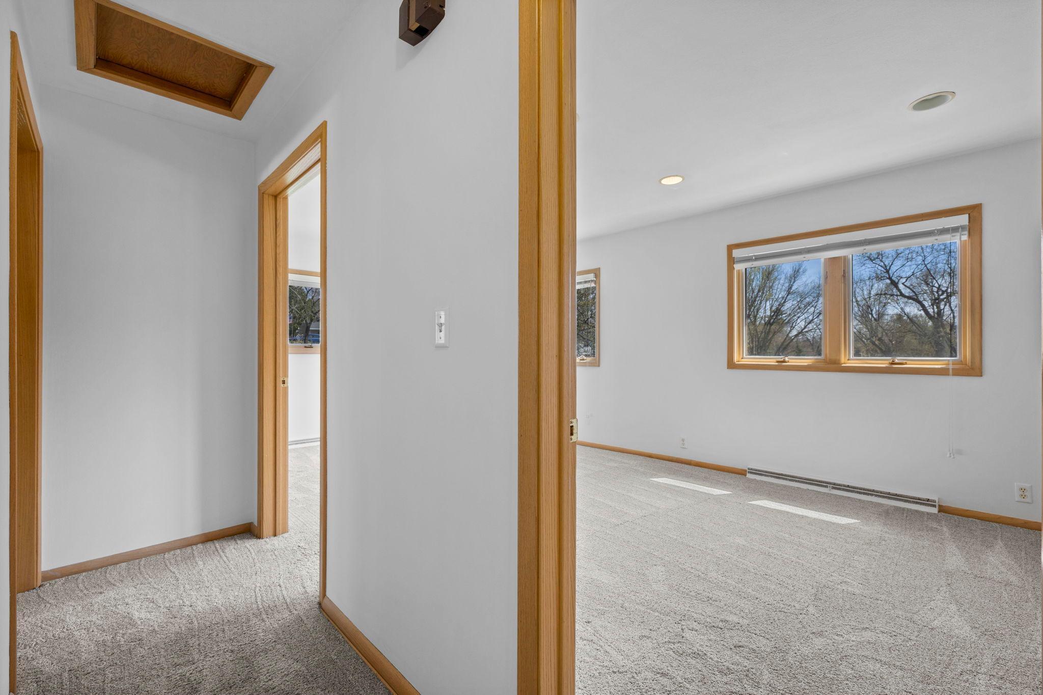 3645 Robinwood Ter