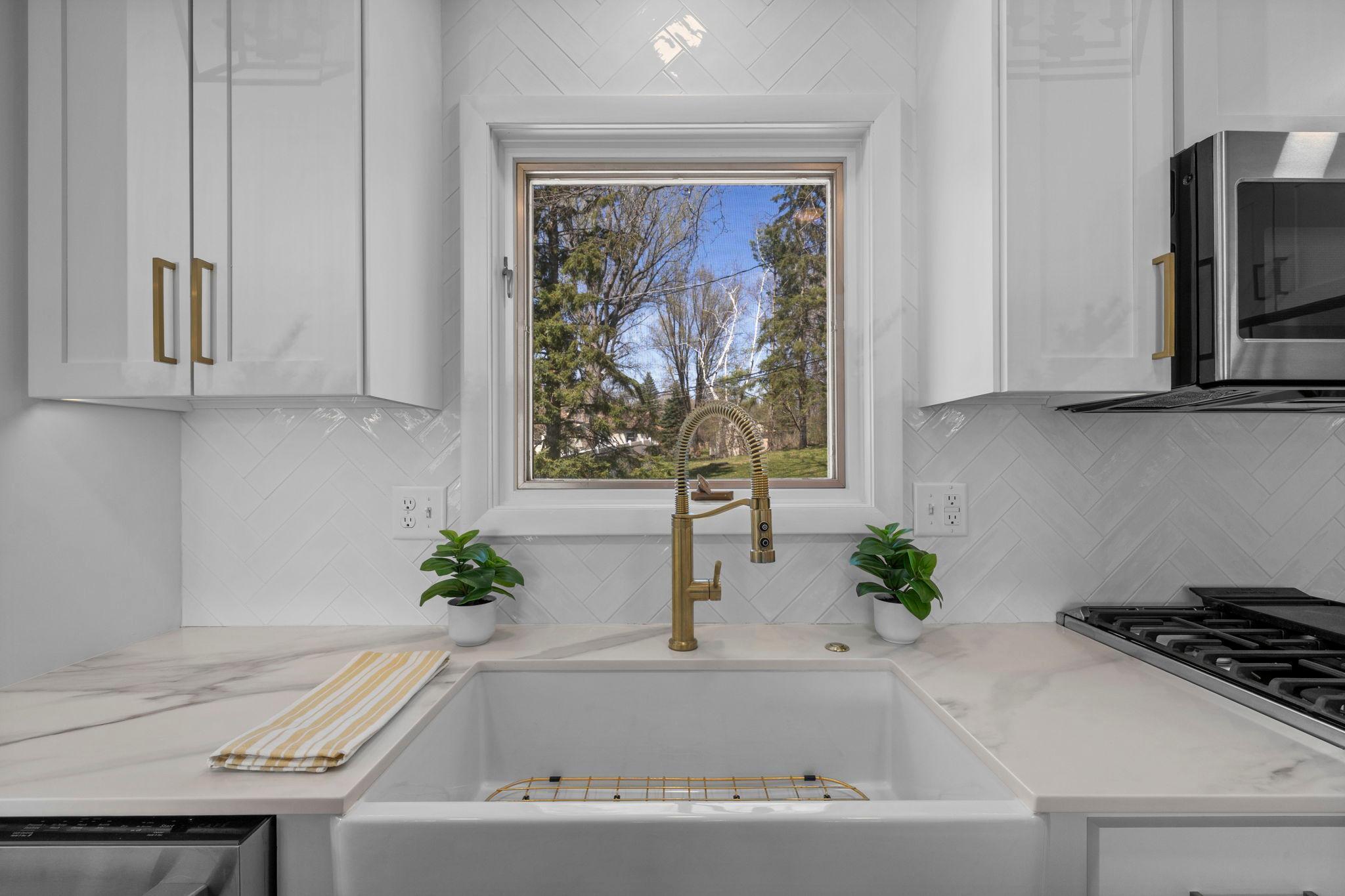 3645 Robinwood Ter