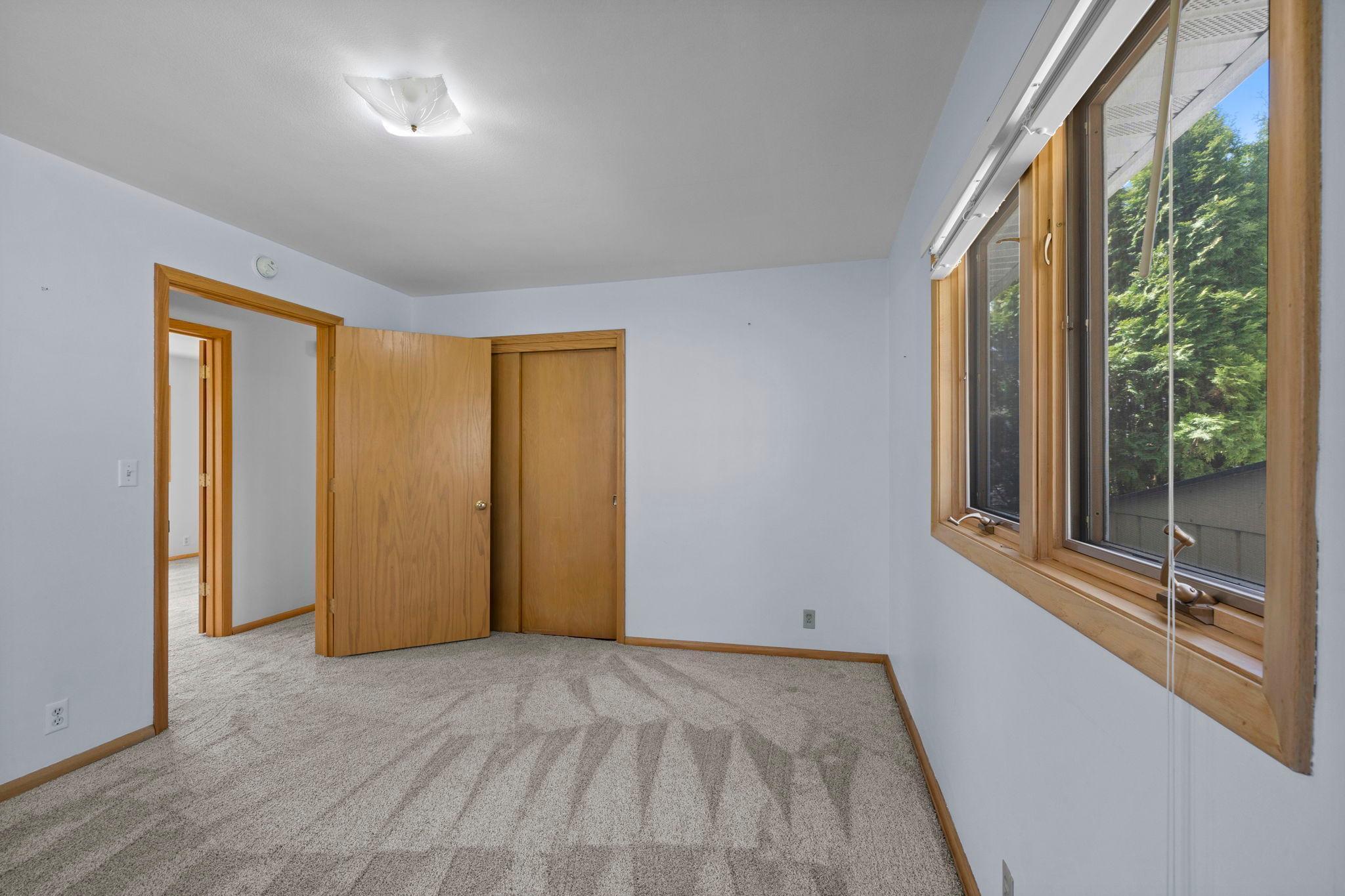 3645 Robinwood Ter