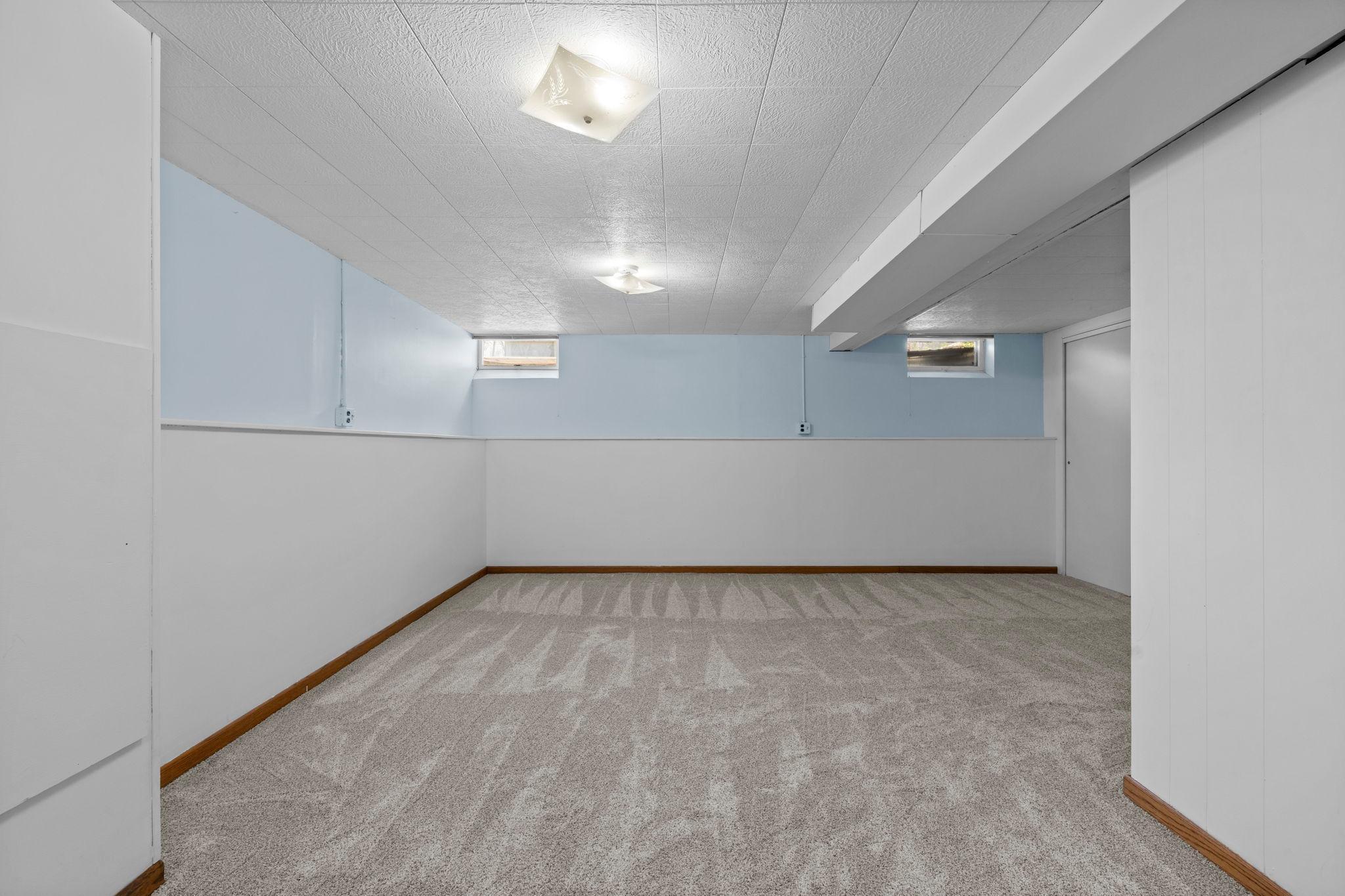 3645 Robinwood Ter
