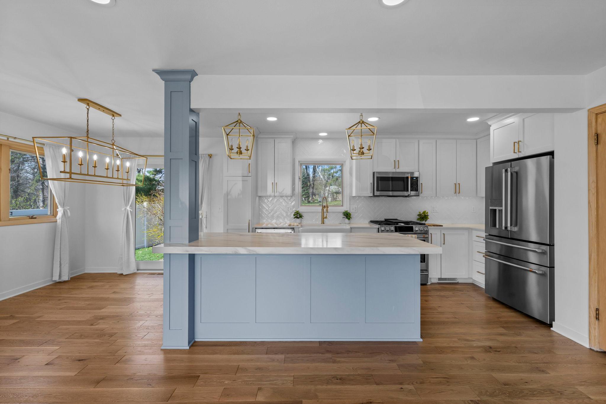 3645 Robinwood Ter