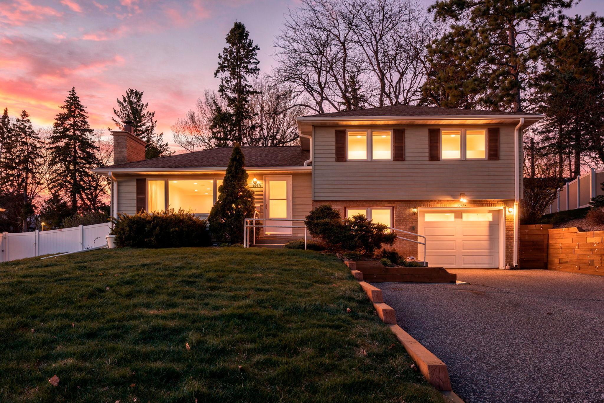 3645 Robinwood Ter