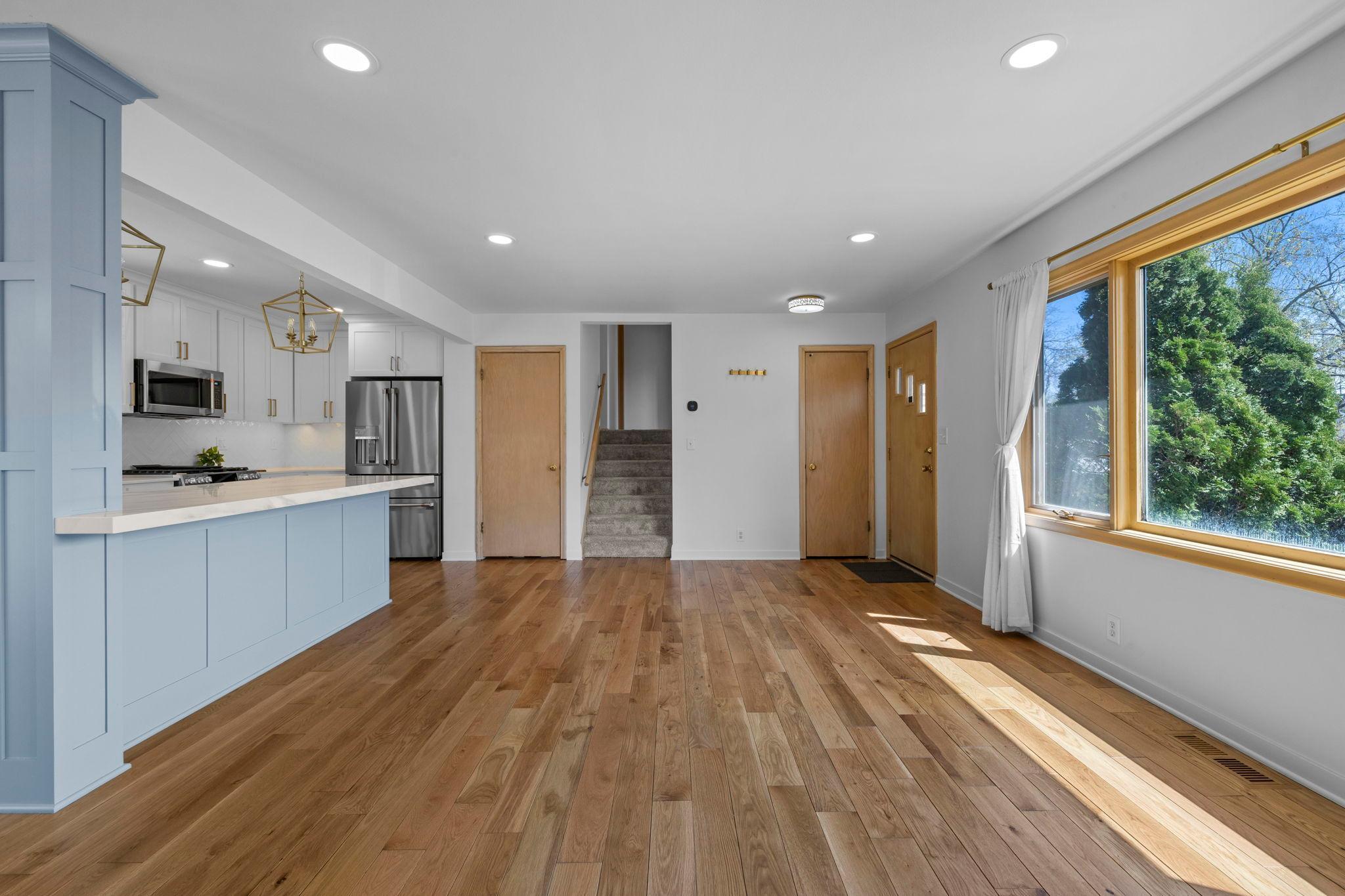 3645 Robinwood Ter
