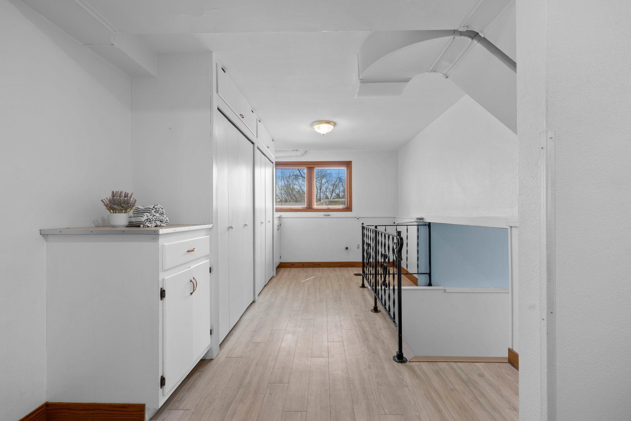 3645 Robinwood Ter