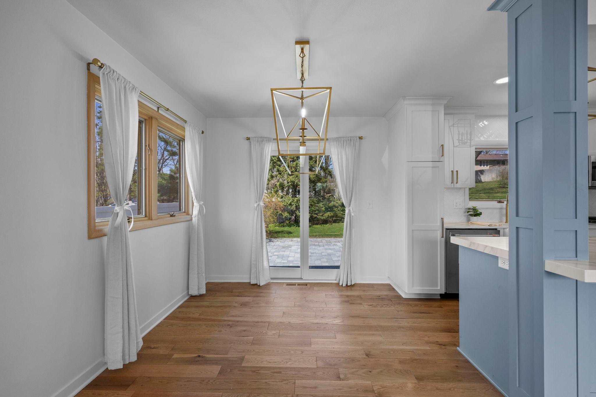 3645 Robinwood Ter