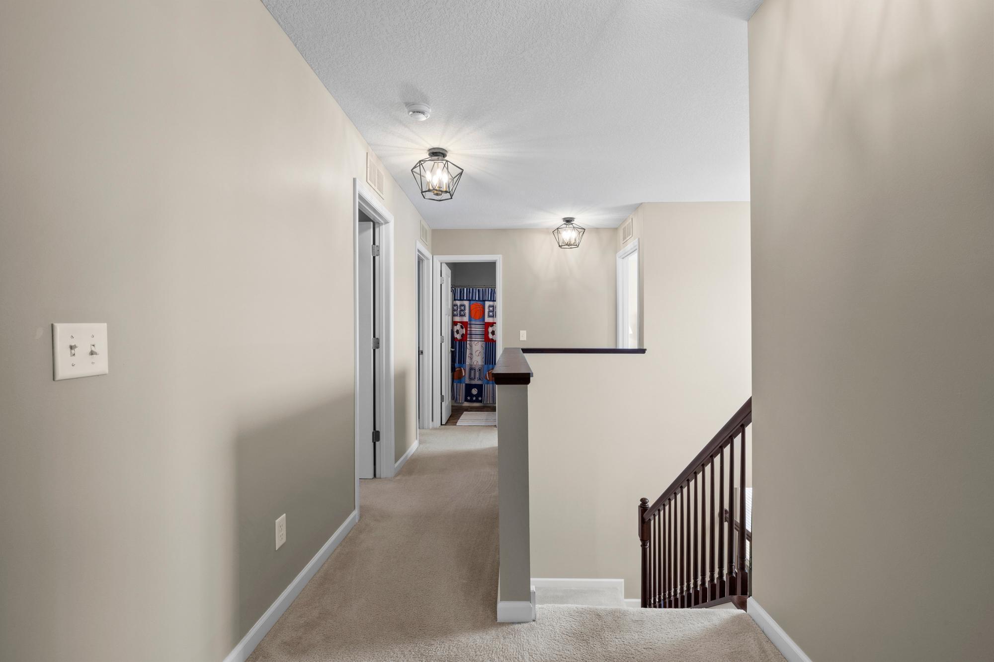 10834 Knollwood Court