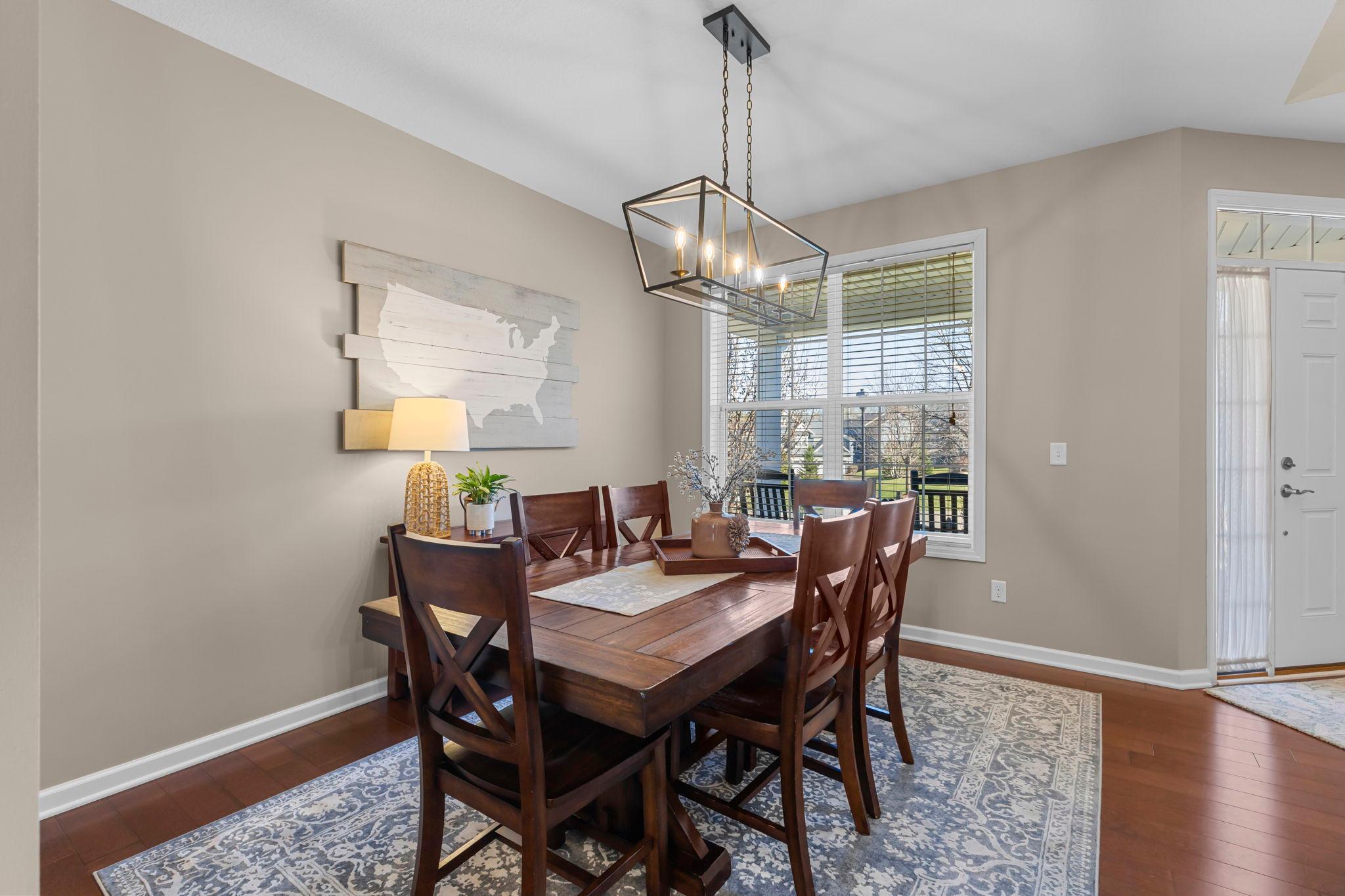 10834 Knollwood Court