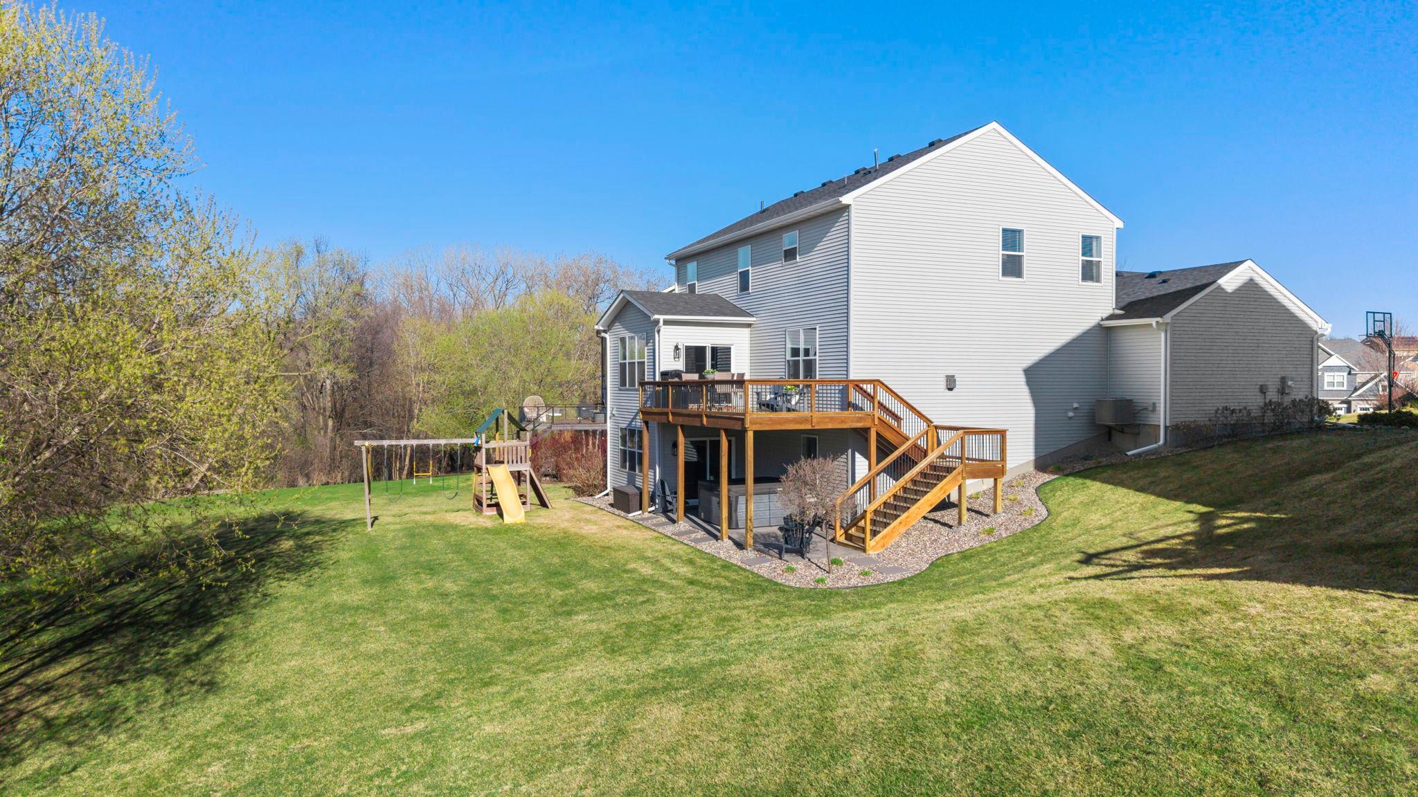 10834 Knollwood Court