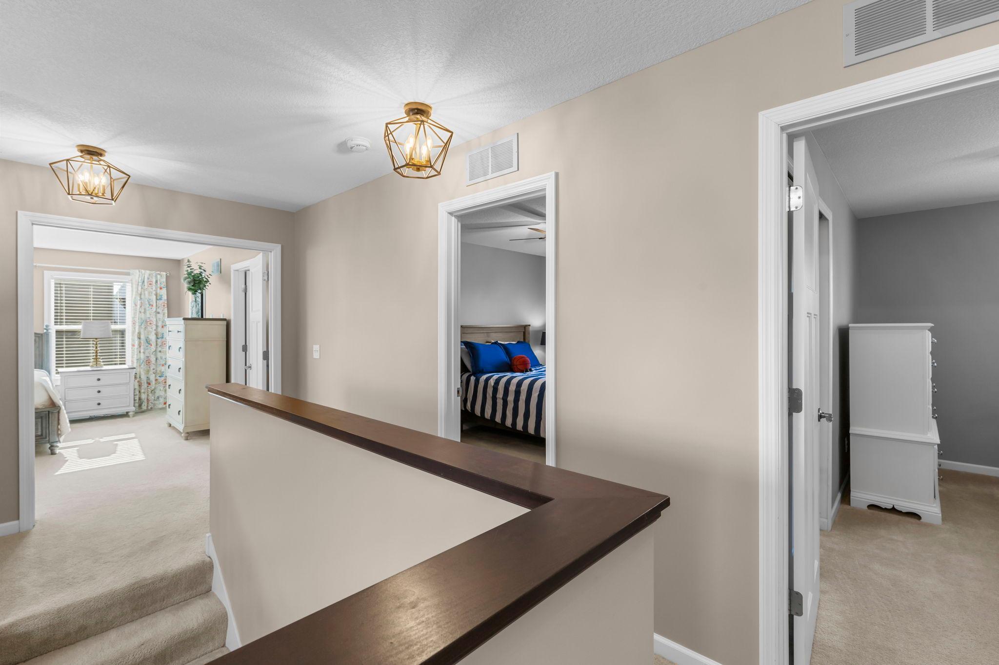 10834 Knollwood Court