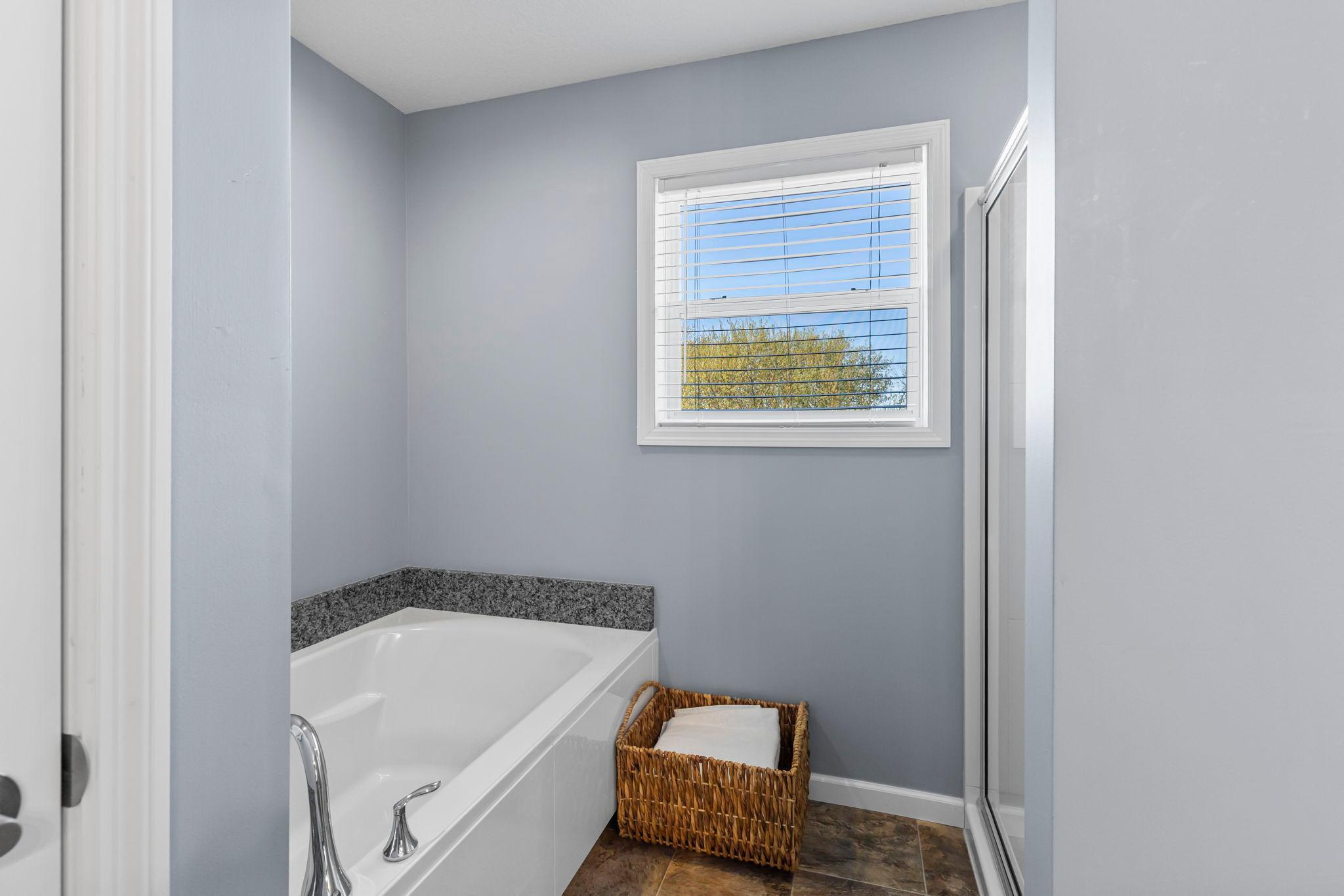 10834 Knollwood Court