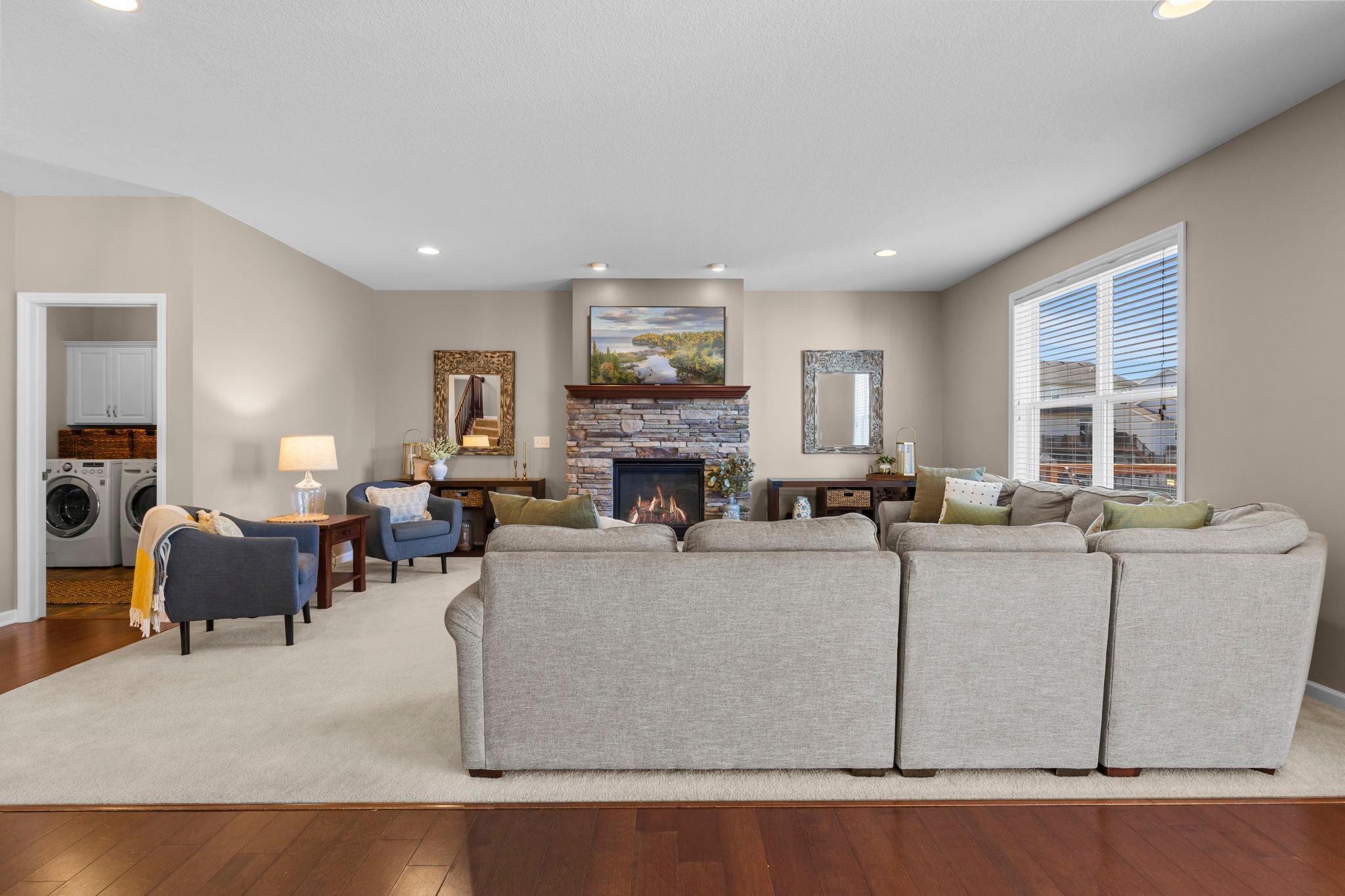 10834 Knollwood Court