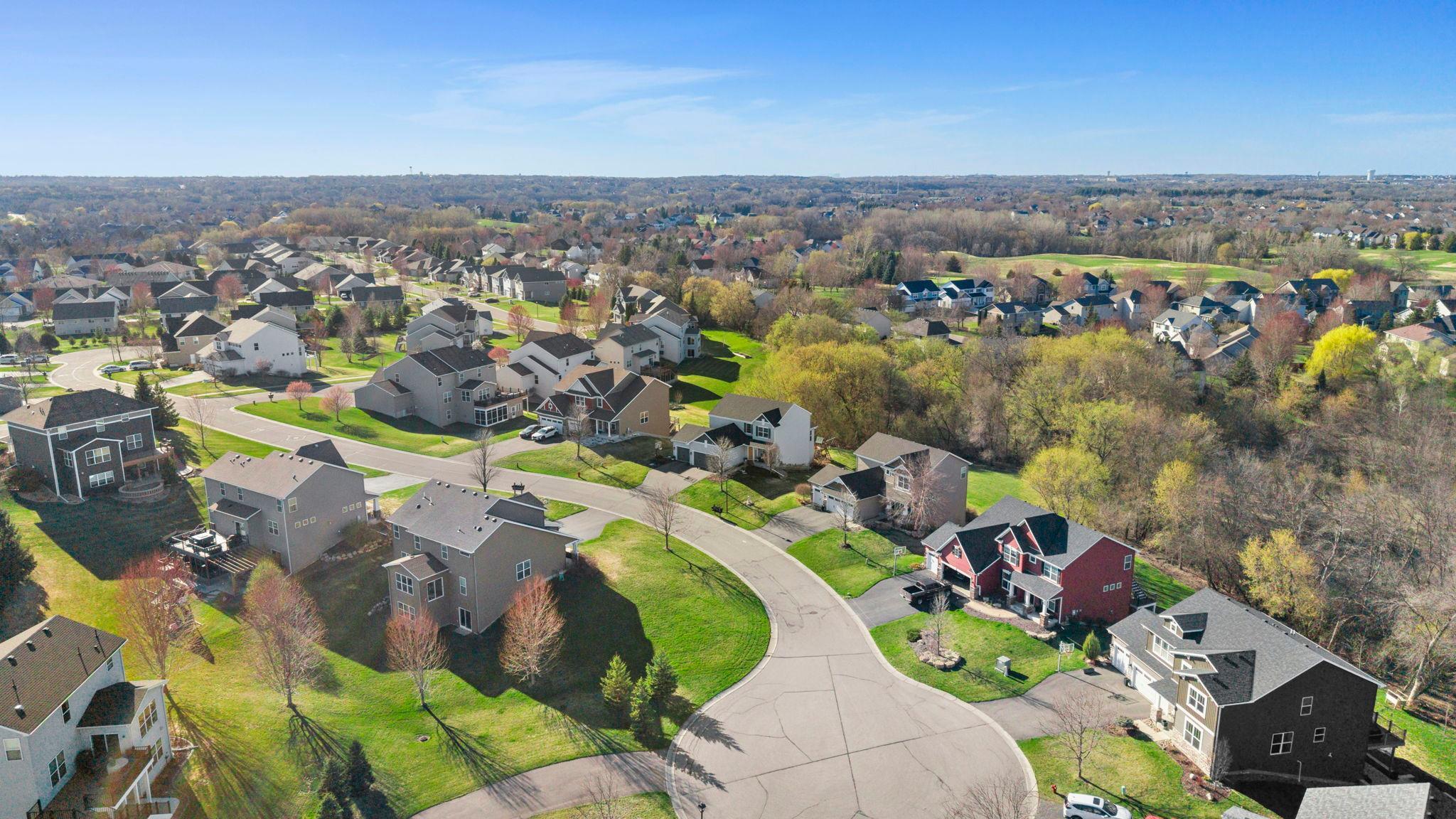 10834 Knollwood Court